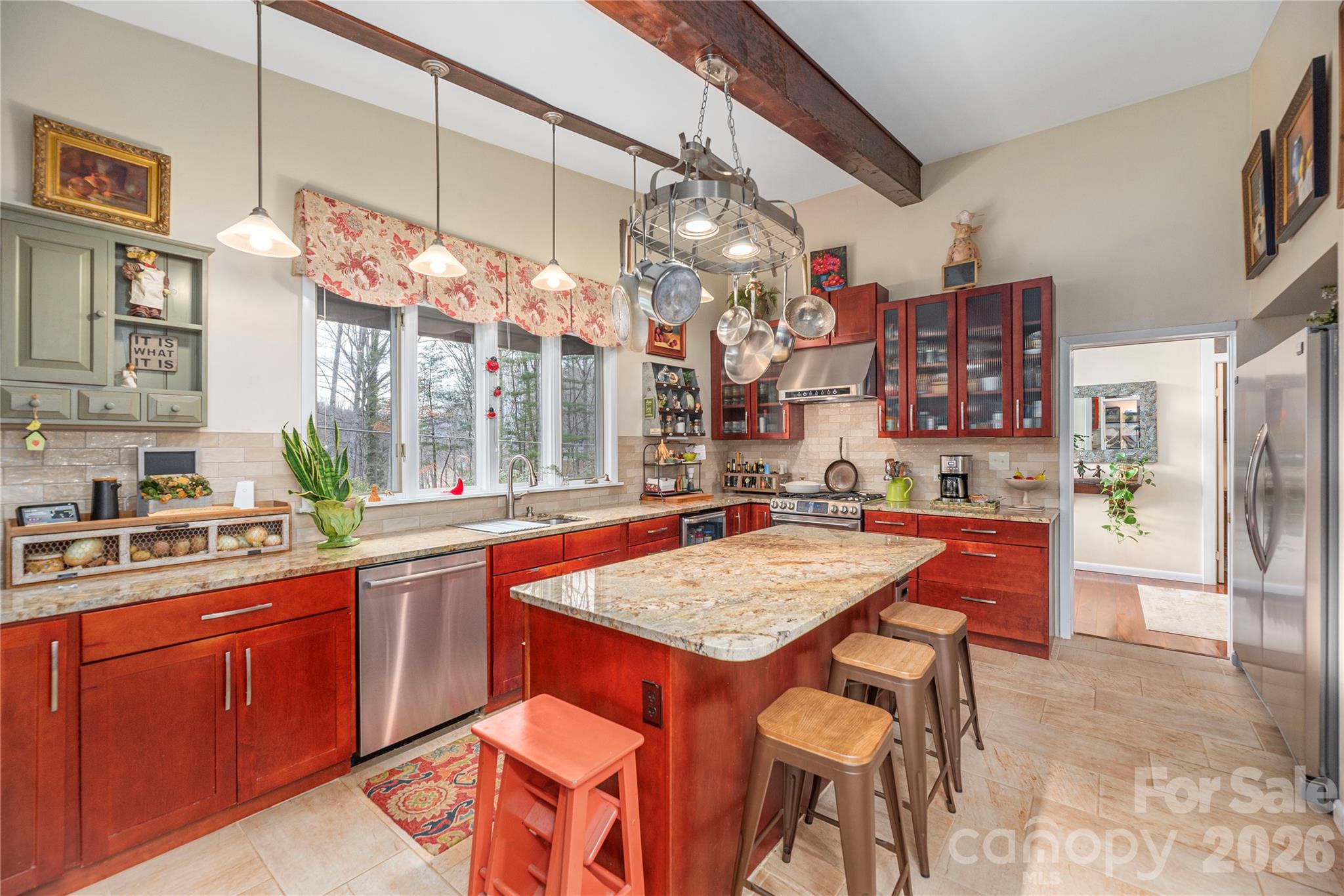 property viewer photo 12