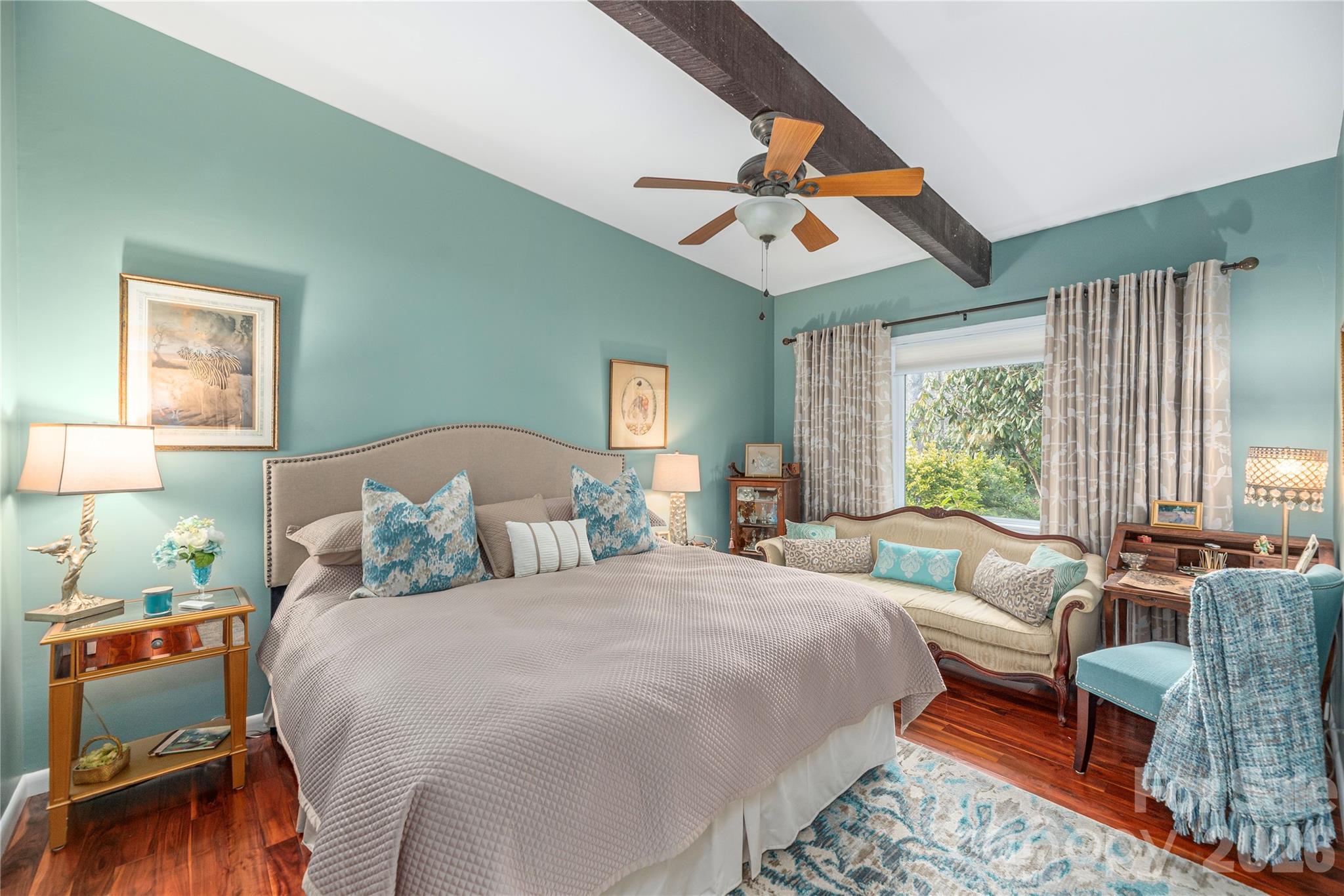 property viewer photo 25