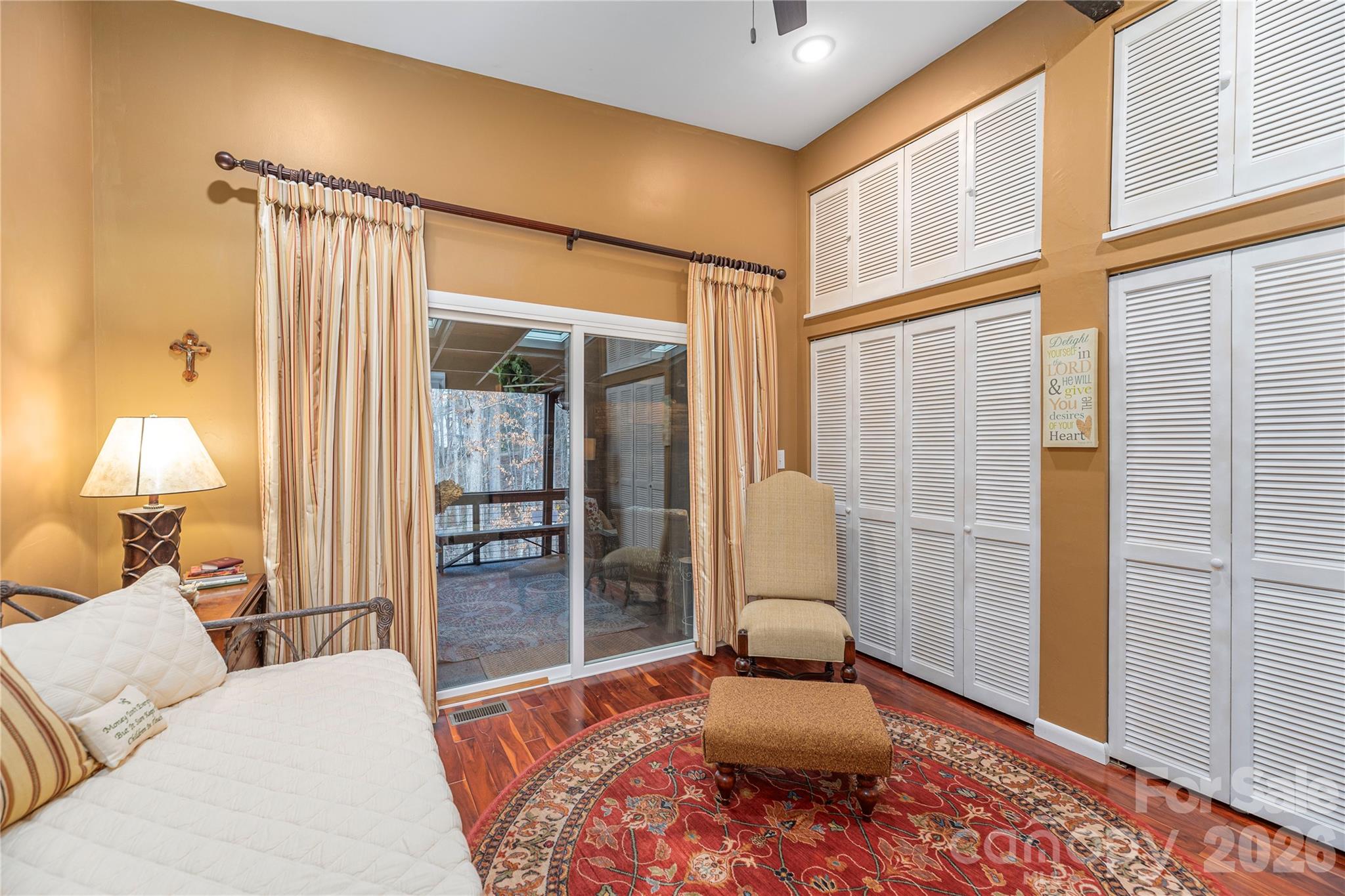 property viewer photo 27
