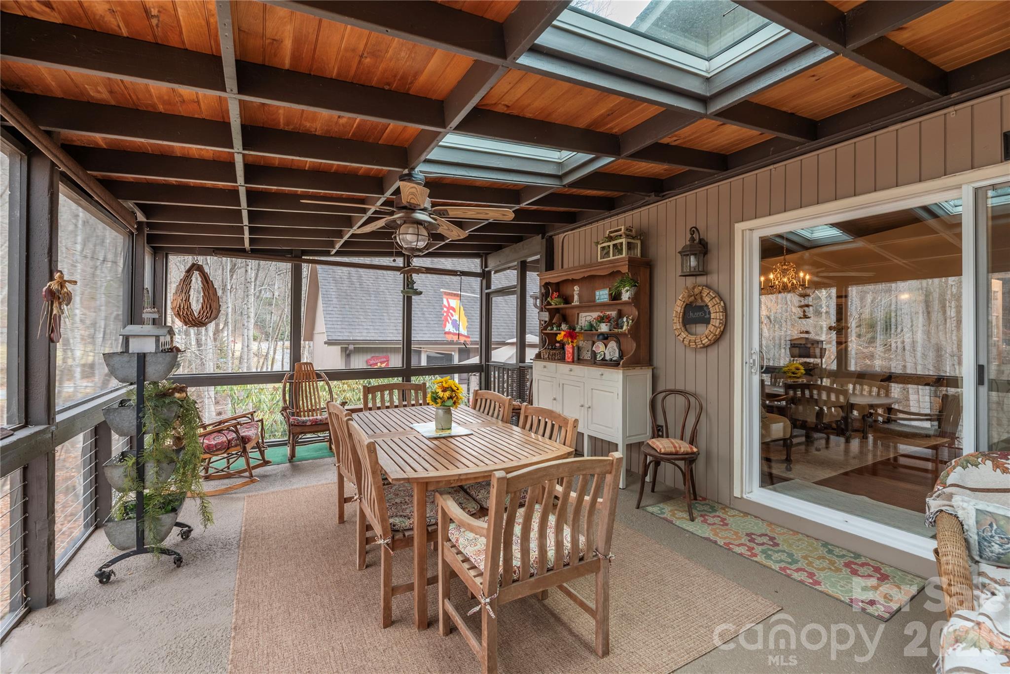 property viewer photo 28
