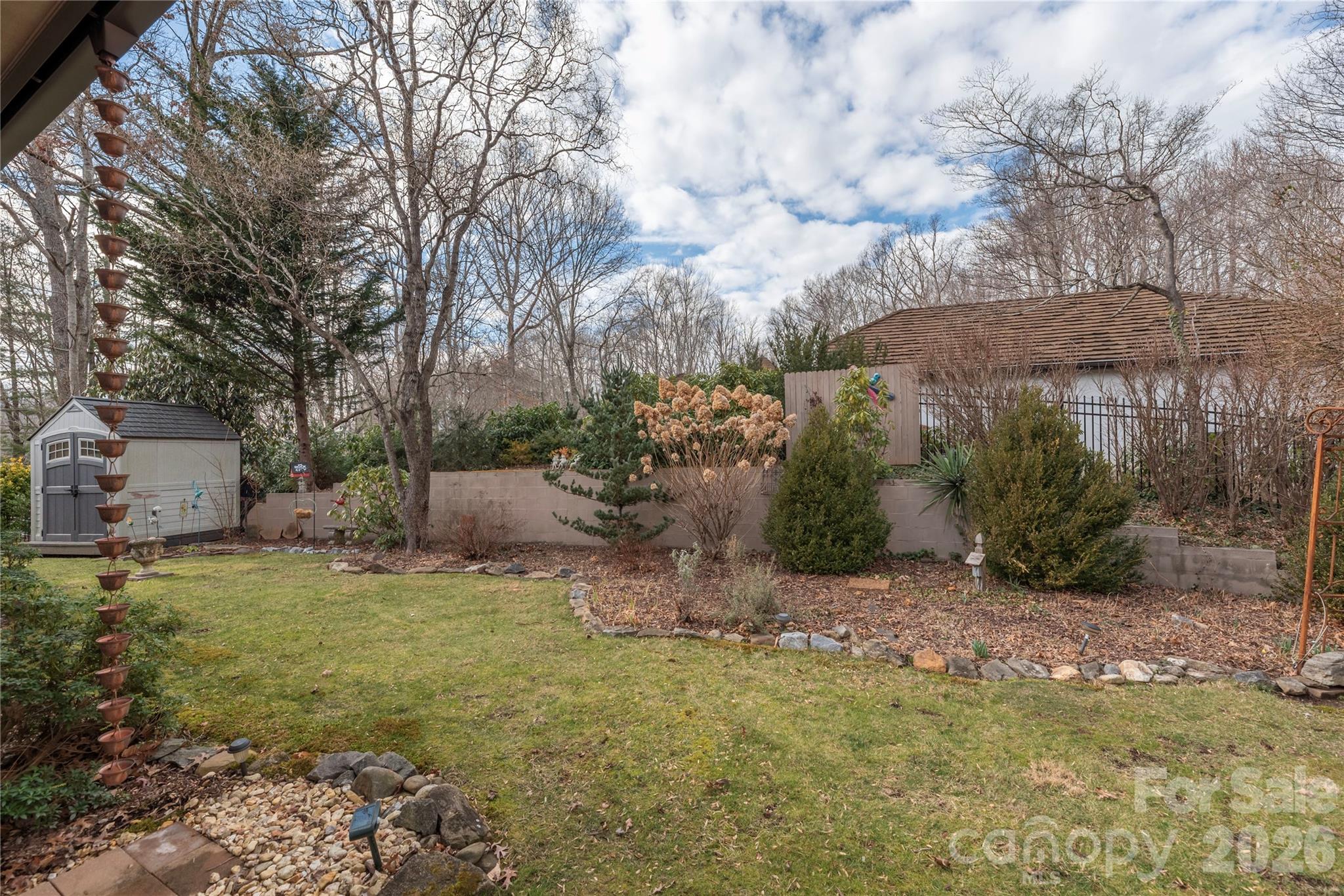 property viewer photo 33