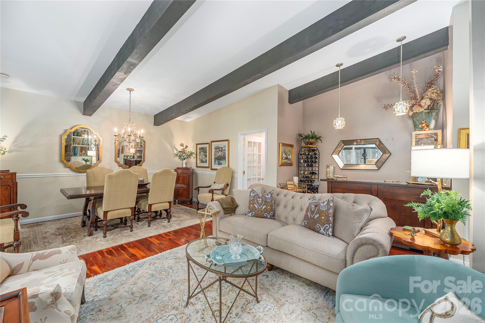 property viewer photo 8