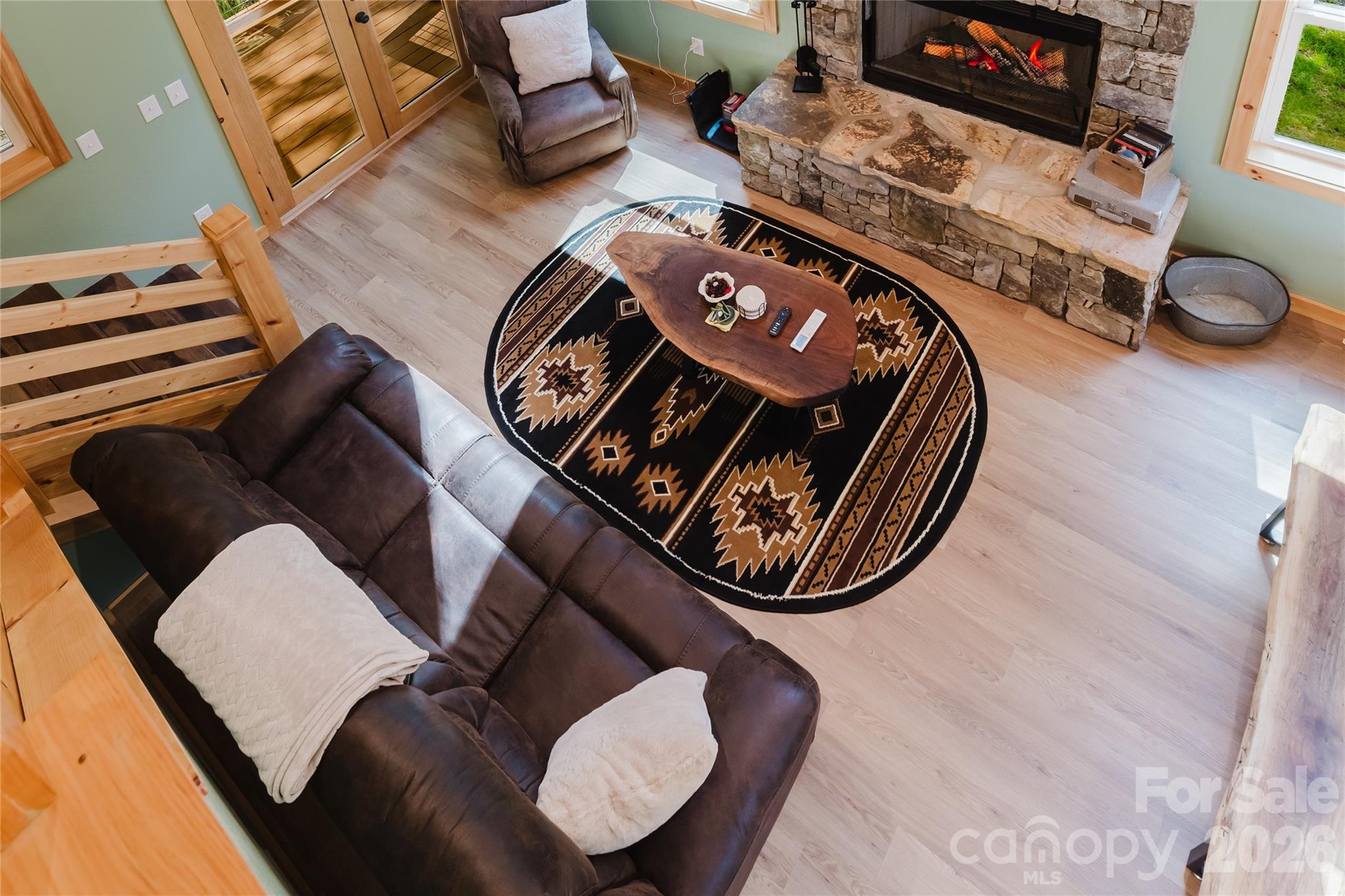 main property photo 13