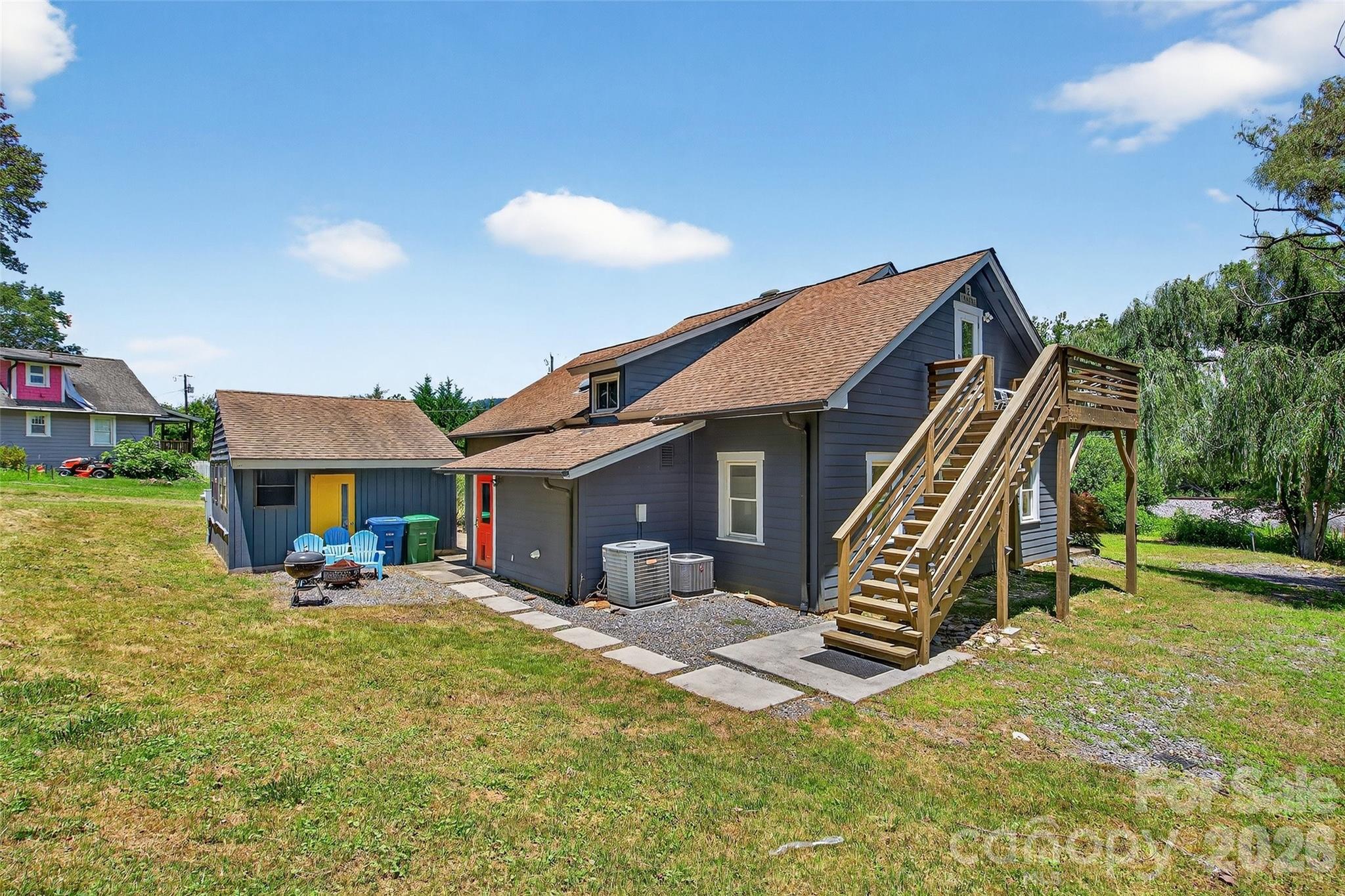 main property photo 4