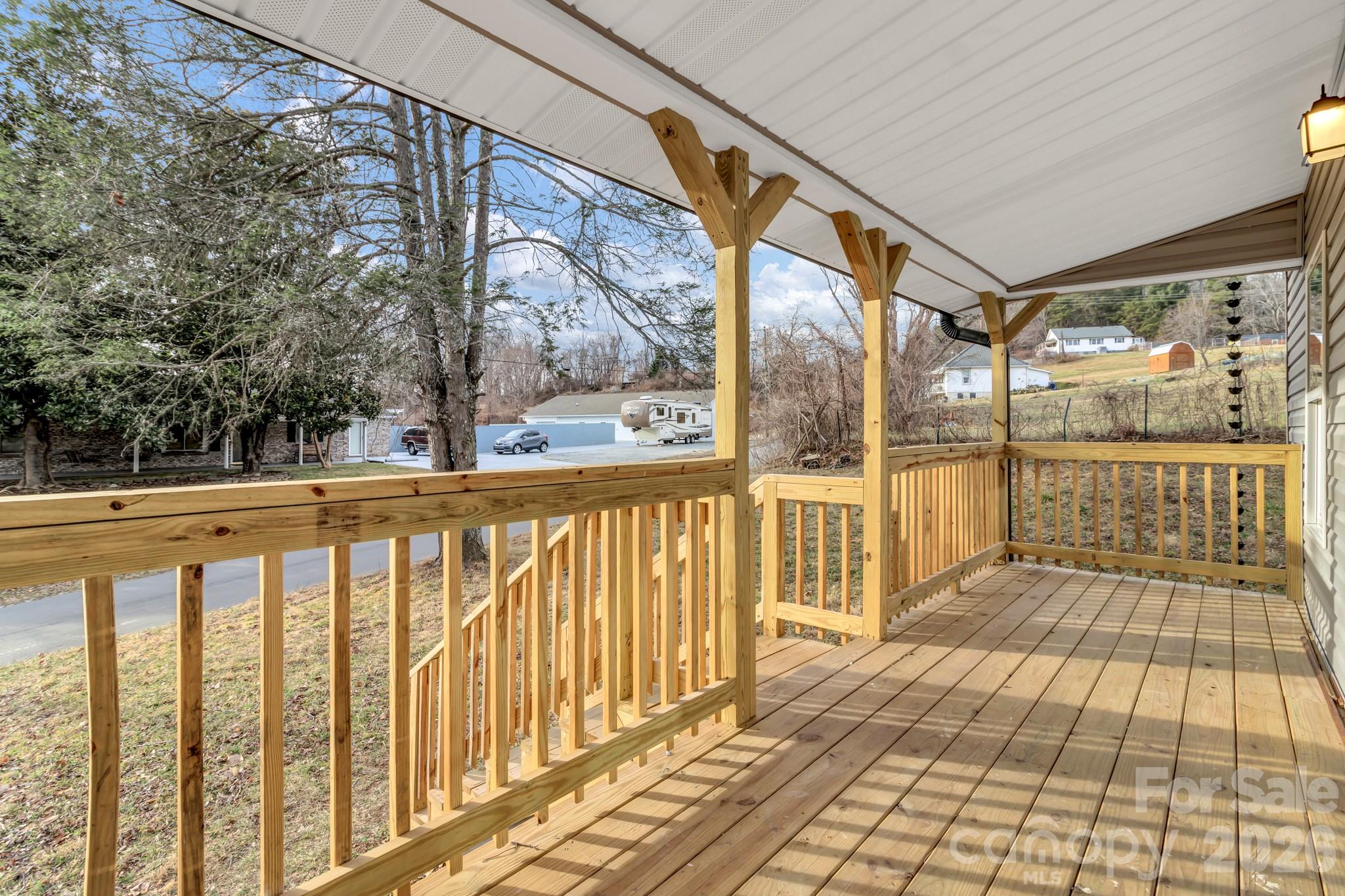 main property photo 12