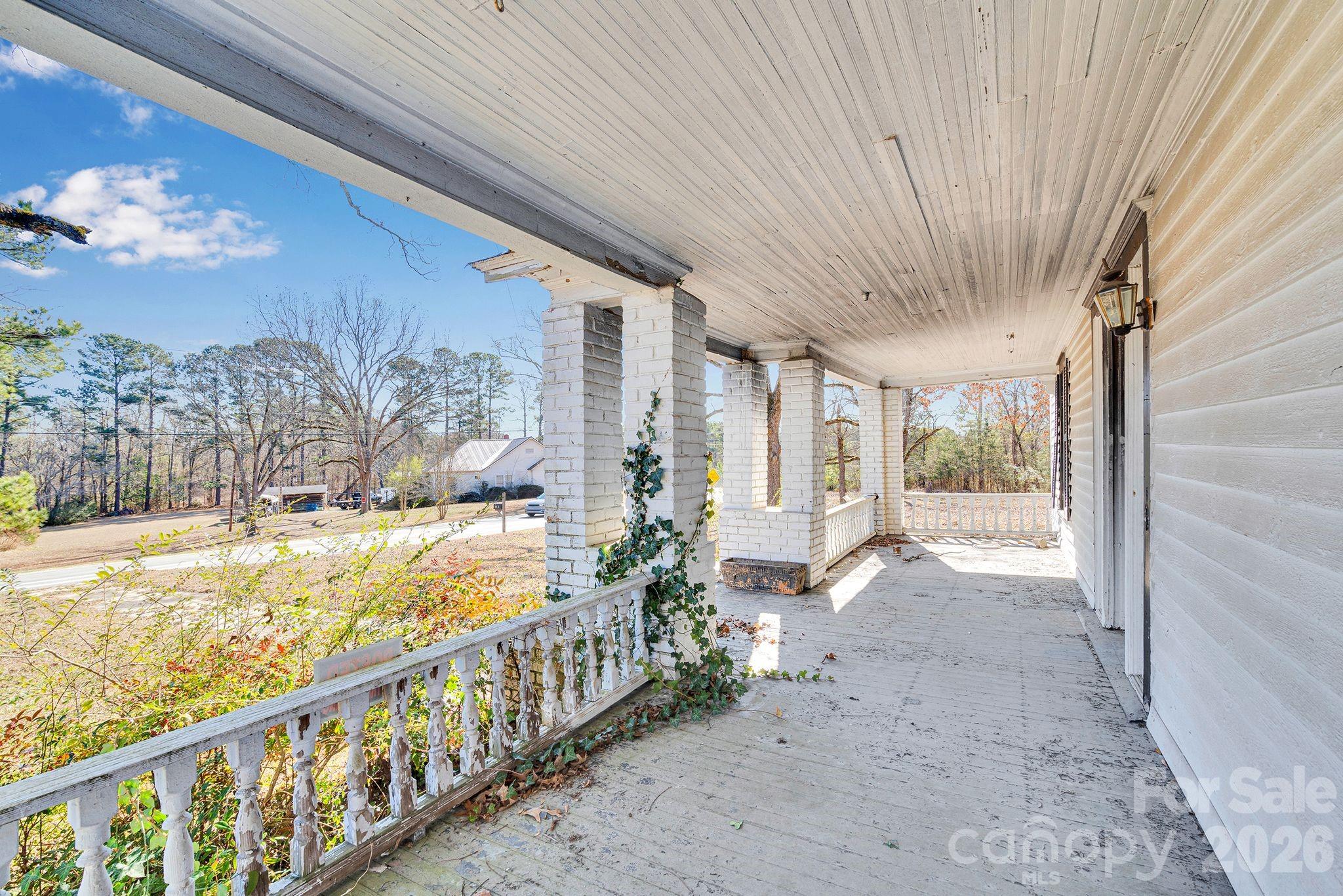 main property photo 36