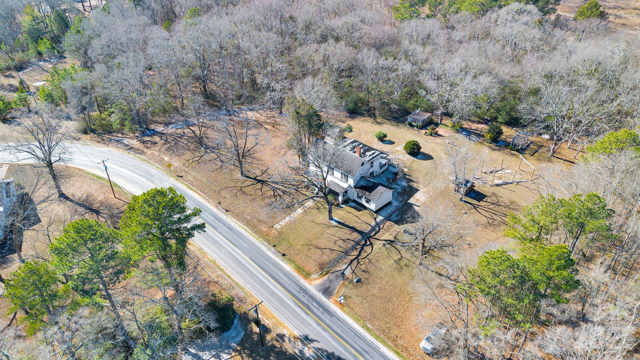 main property photo 41