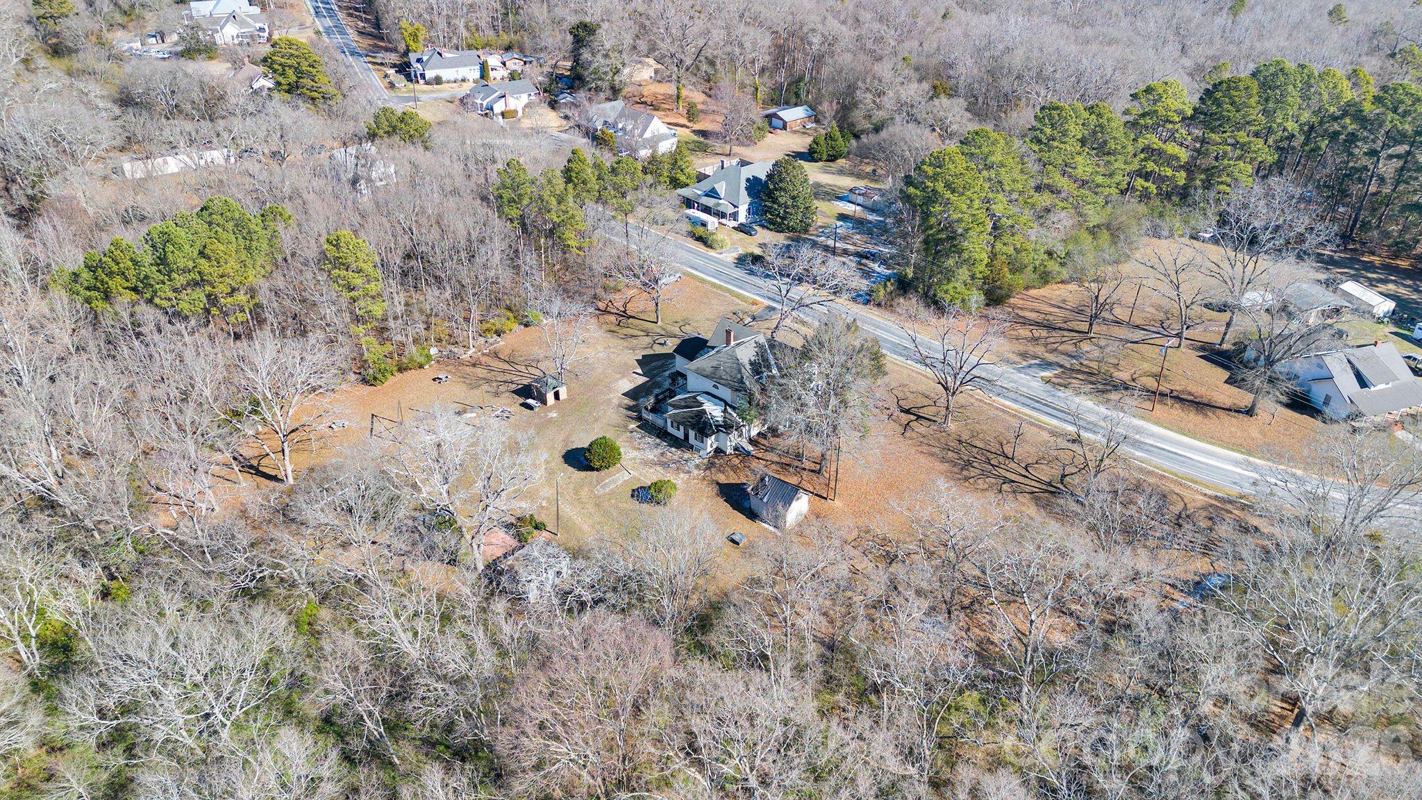 main property photo 46