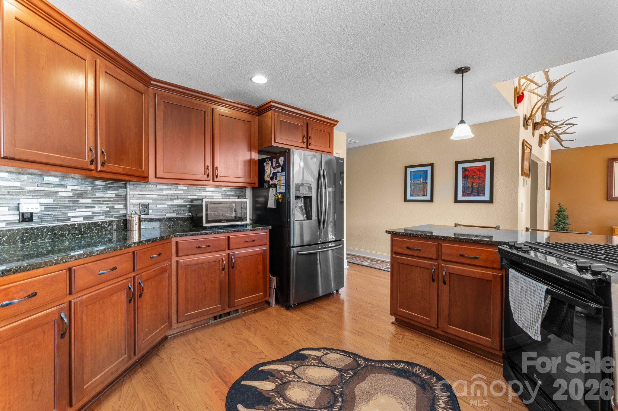 property viewer photo 13