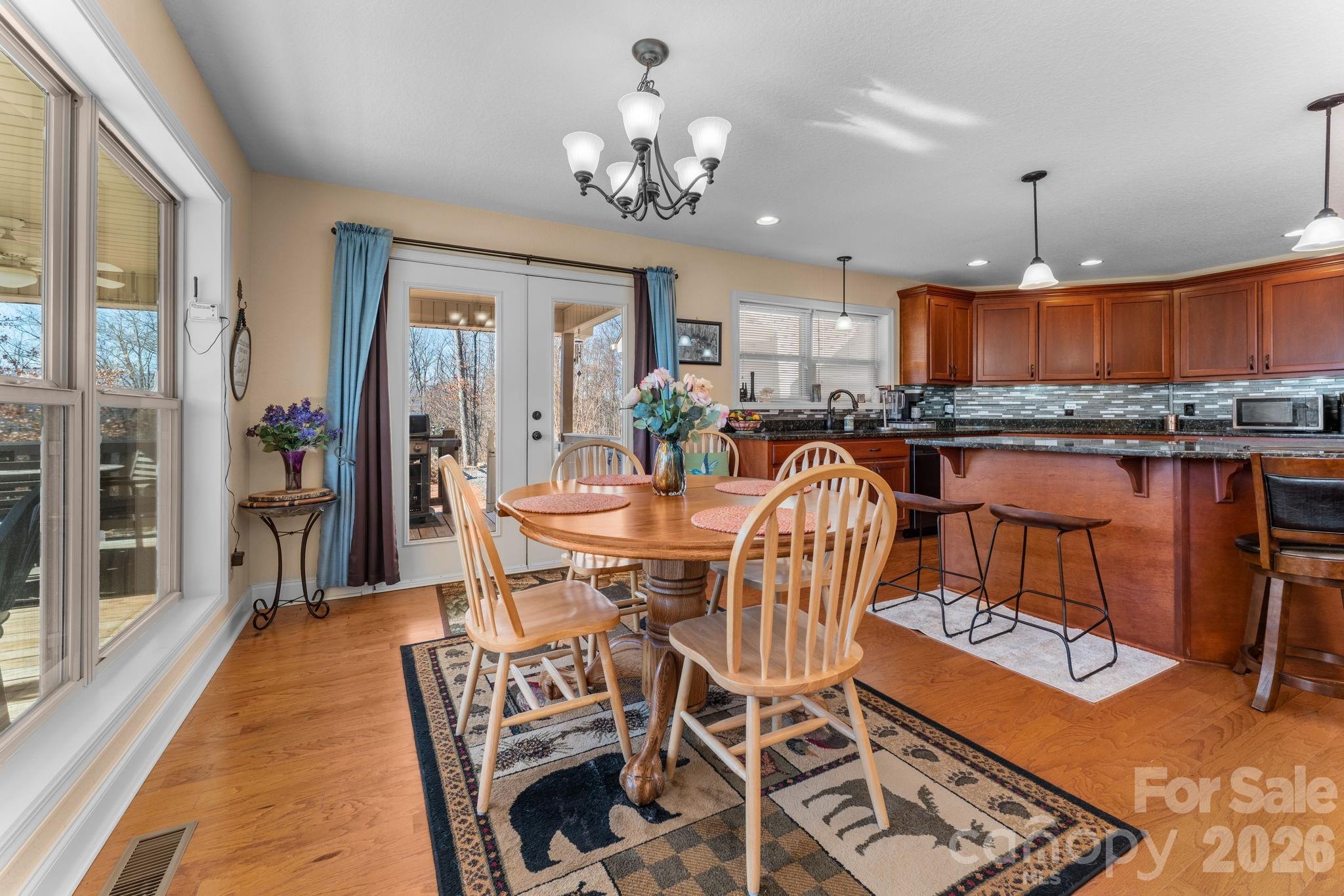 property viewer photo 16