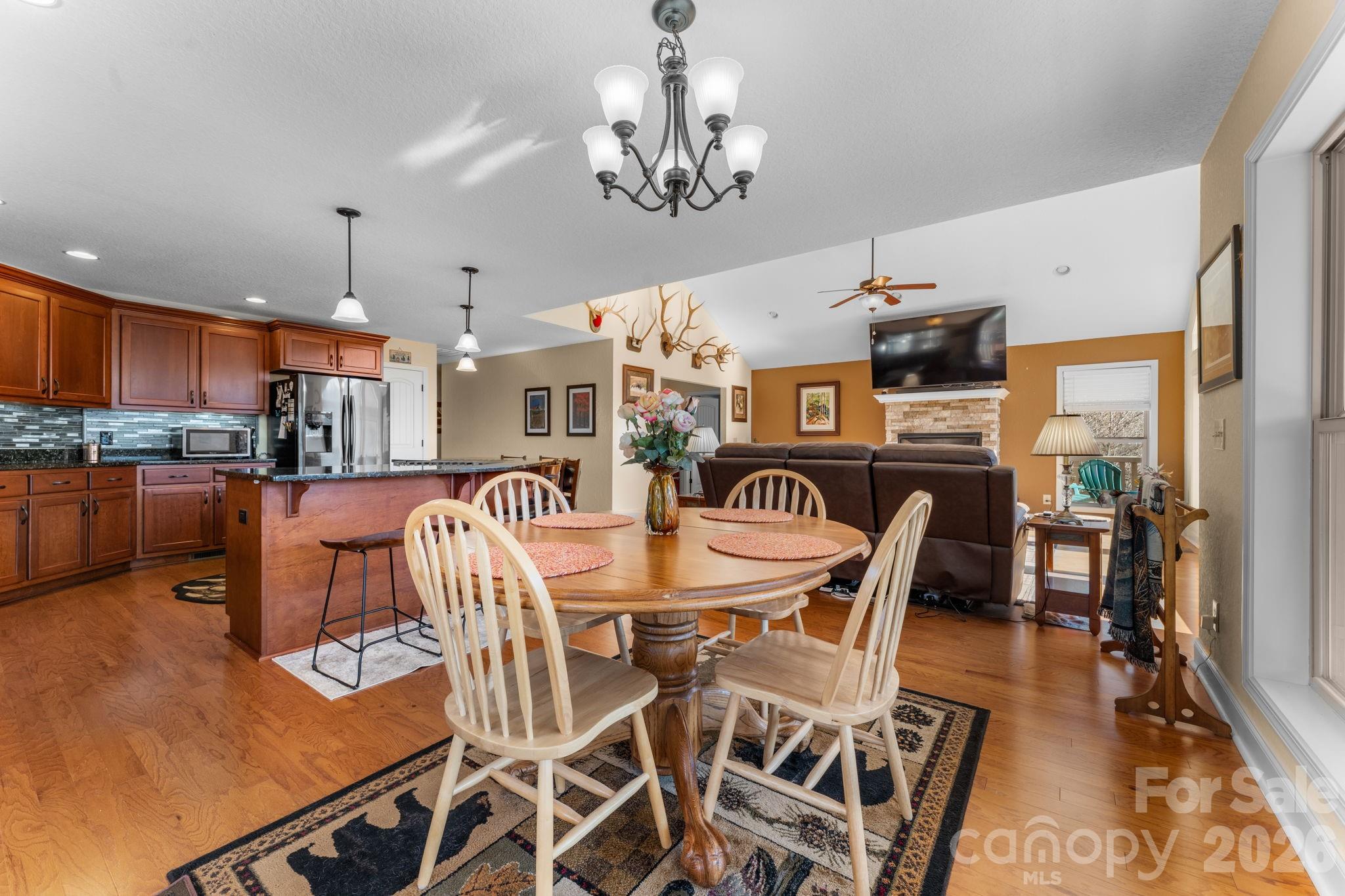 property viewer photo 17