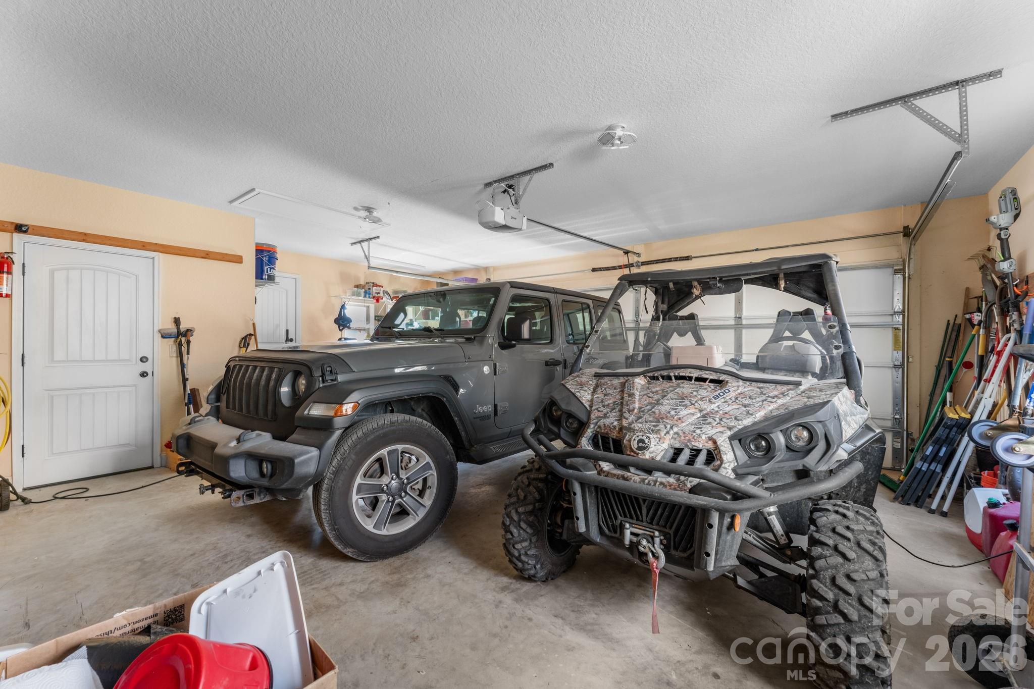 property viewer photo 40
