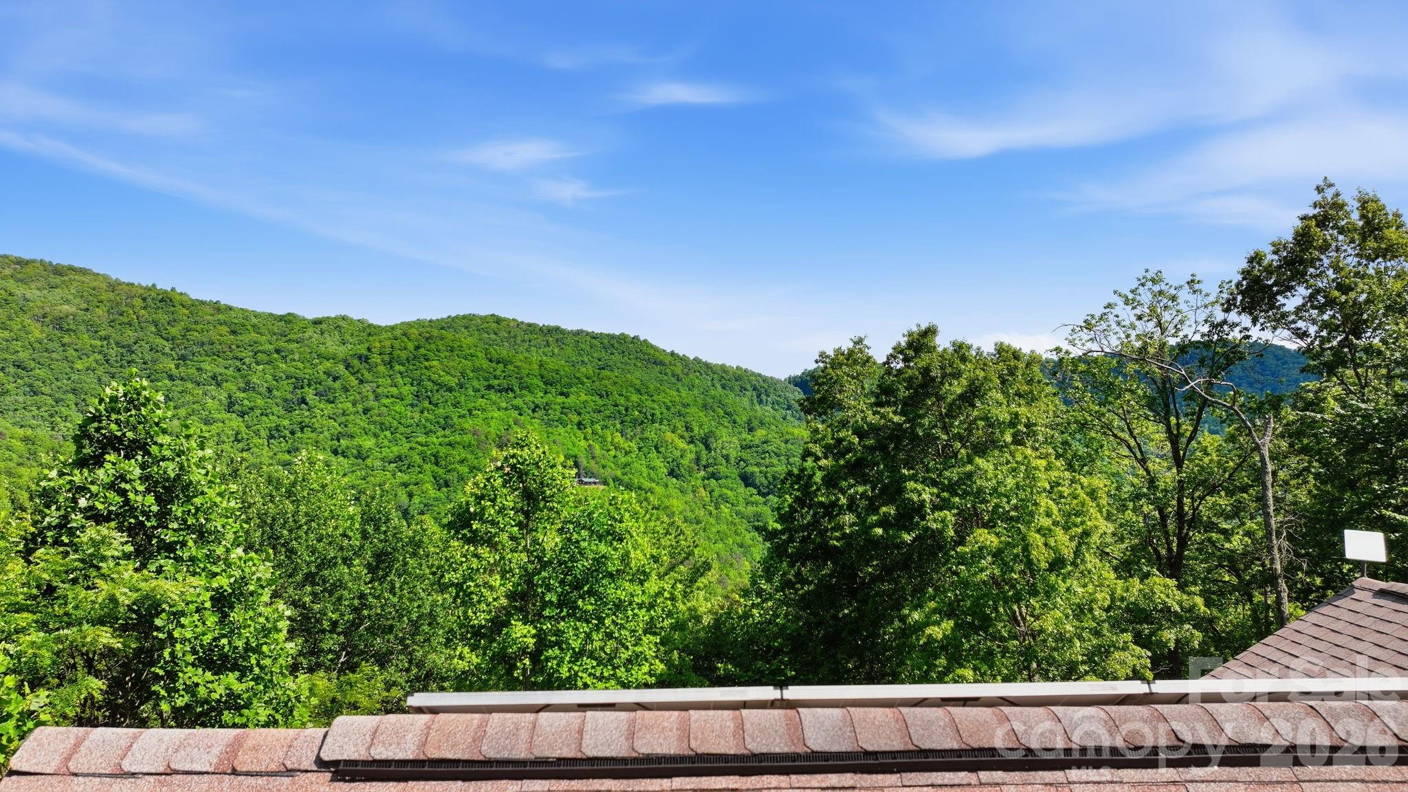 property viewer photo 44