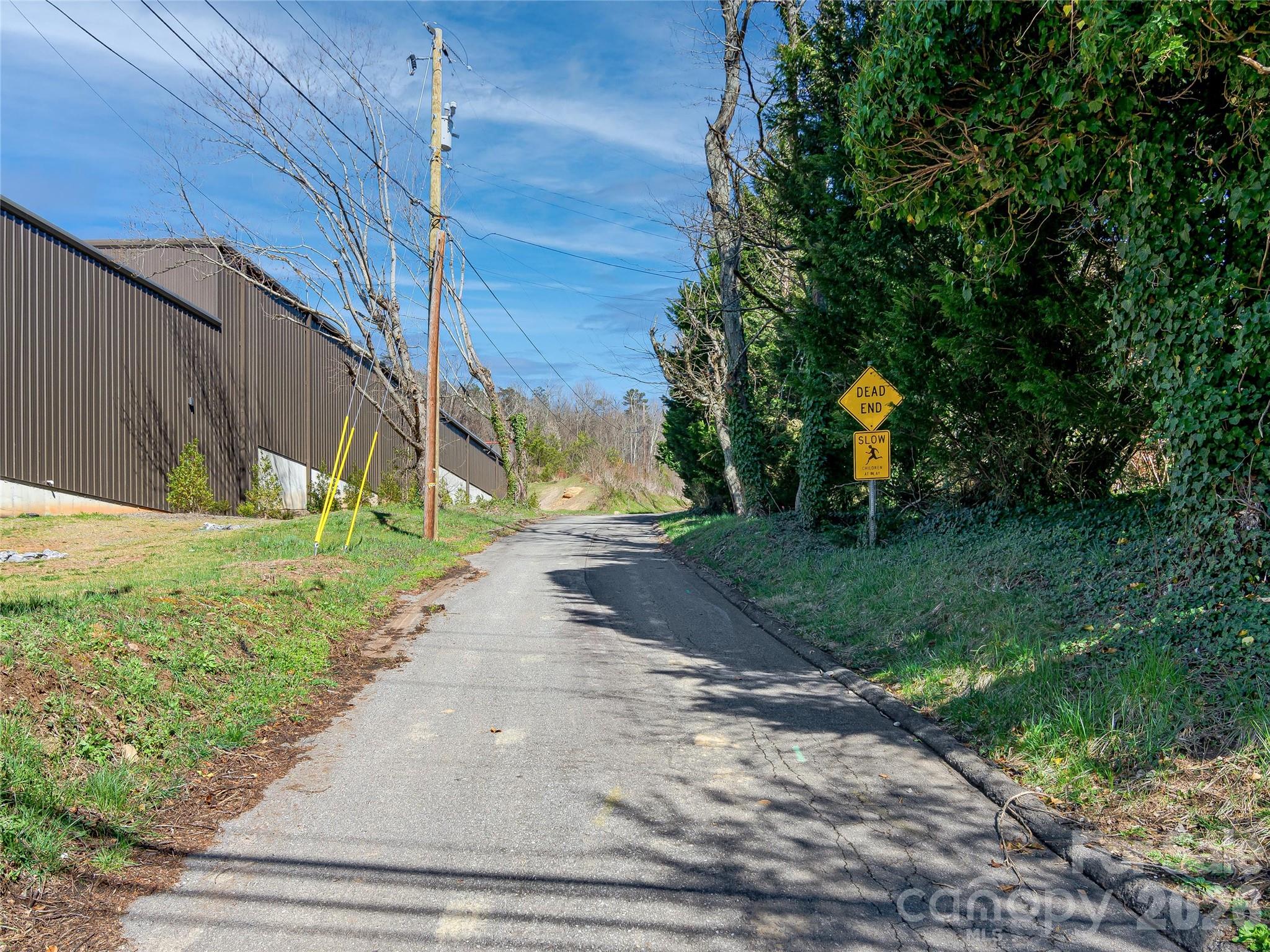 main property photo 14