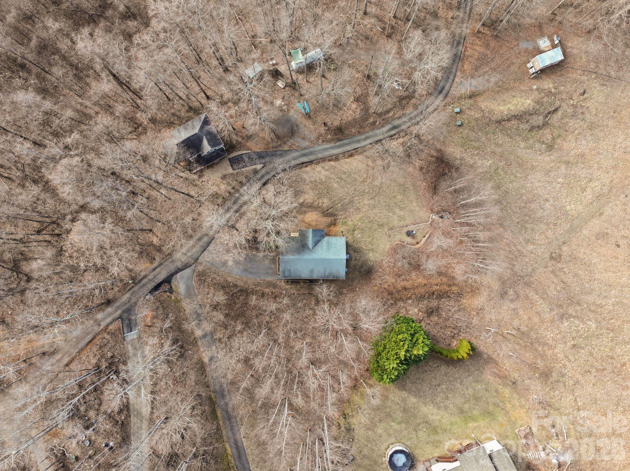 main property photo 30