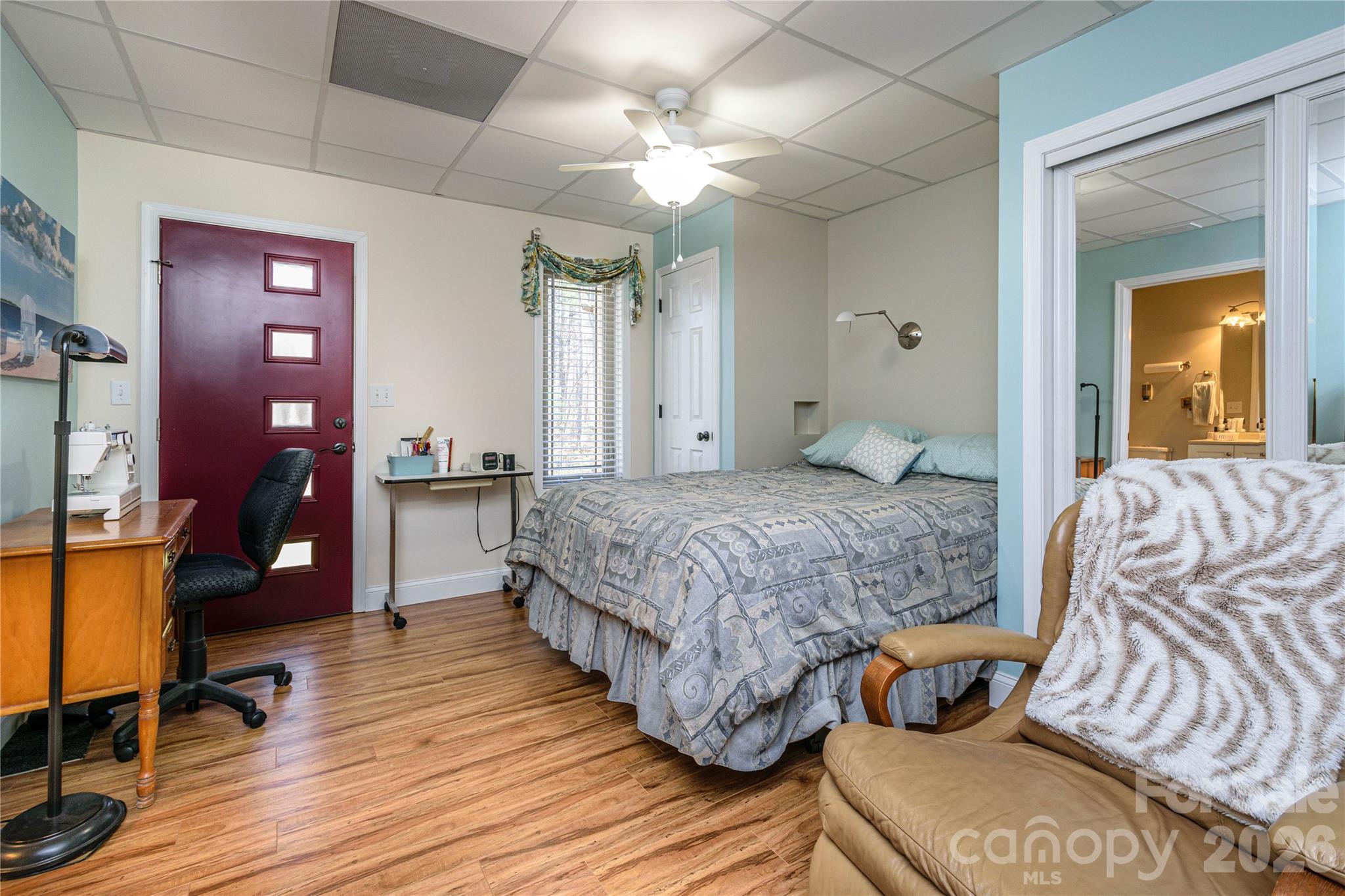 main property photo 21