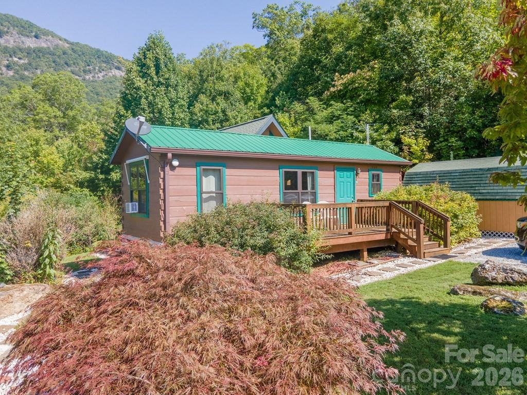 main property photo 40