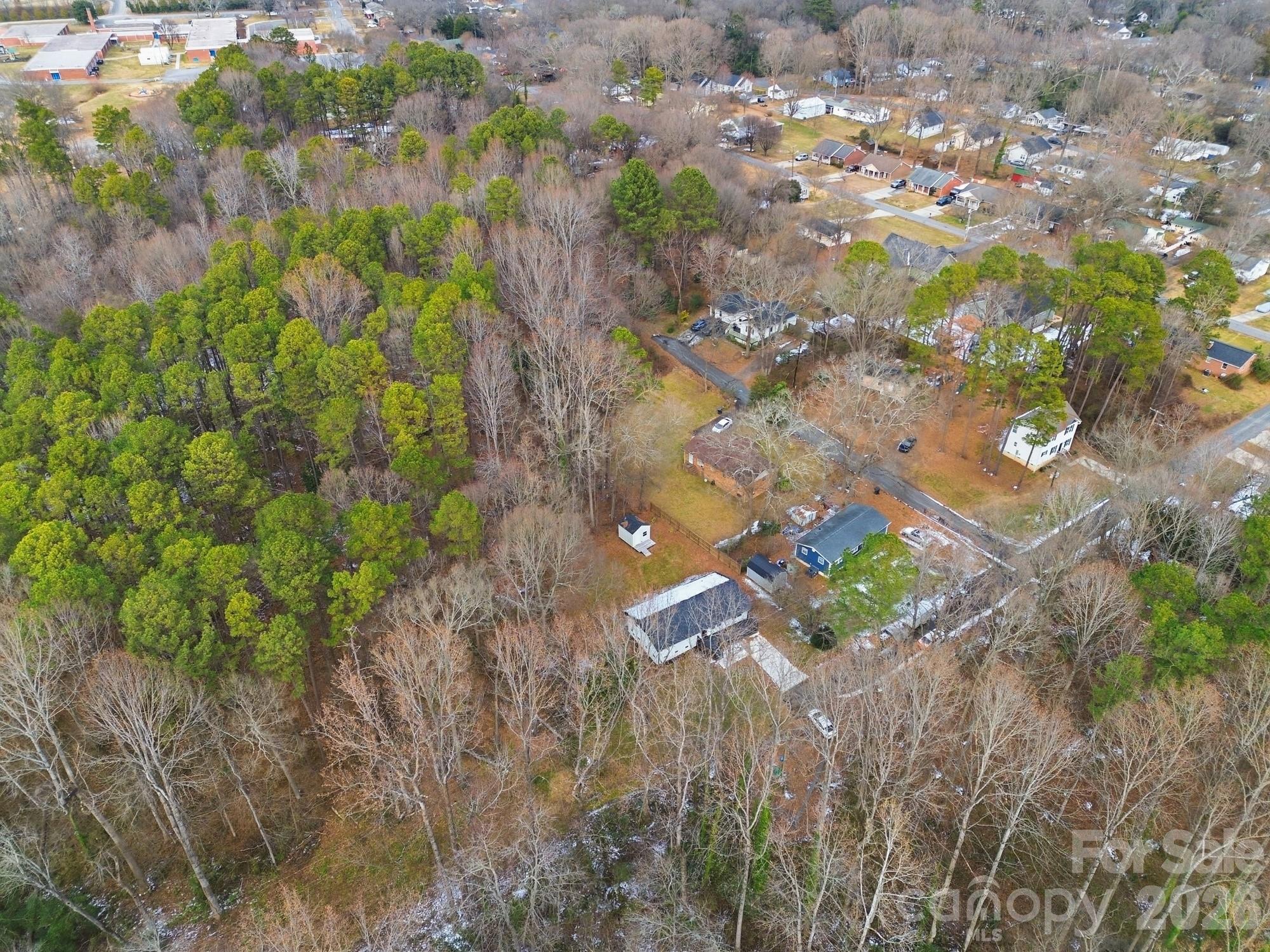 main property photo 41