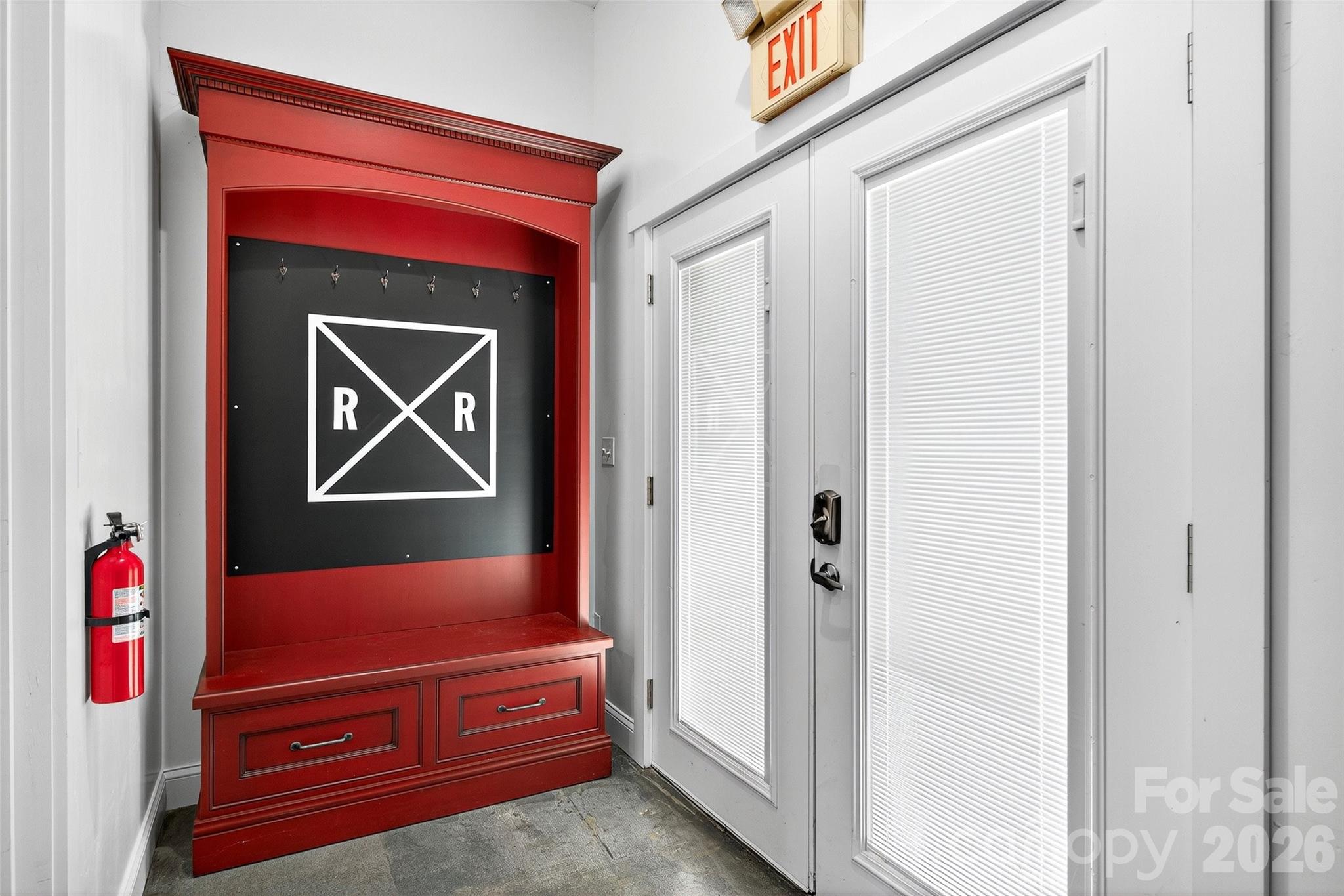 main property photo 24