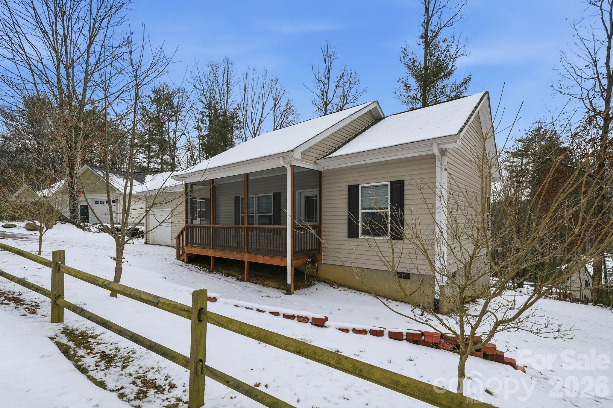 main property photo 33