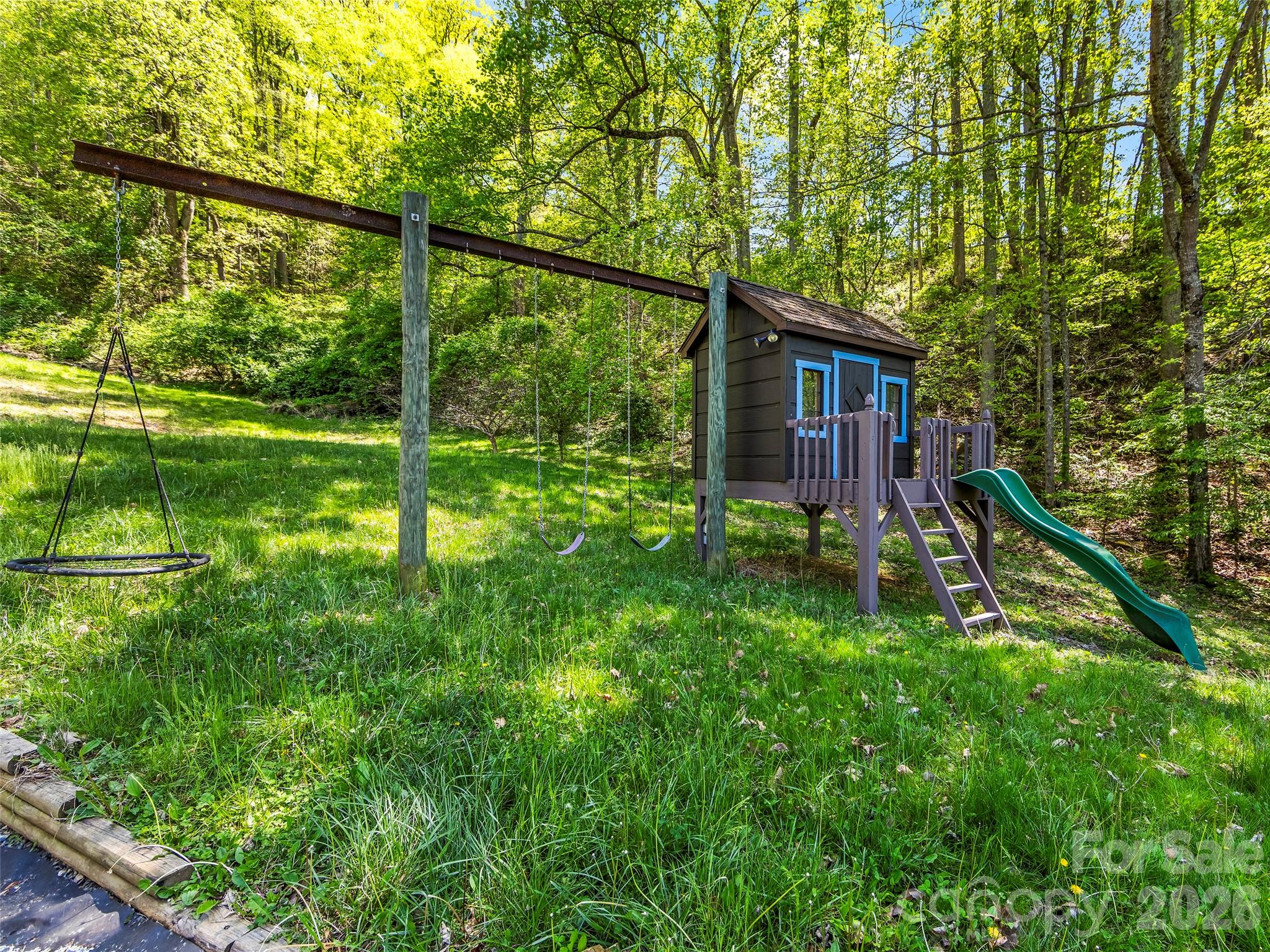 main property photo 27