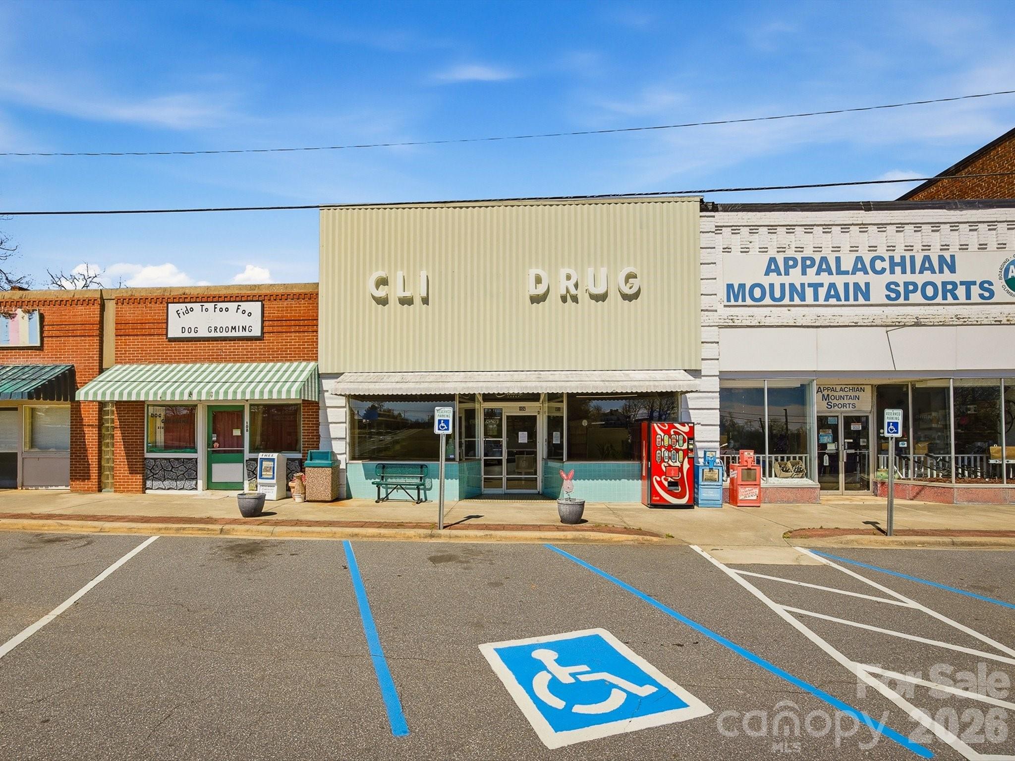 main property photo 3