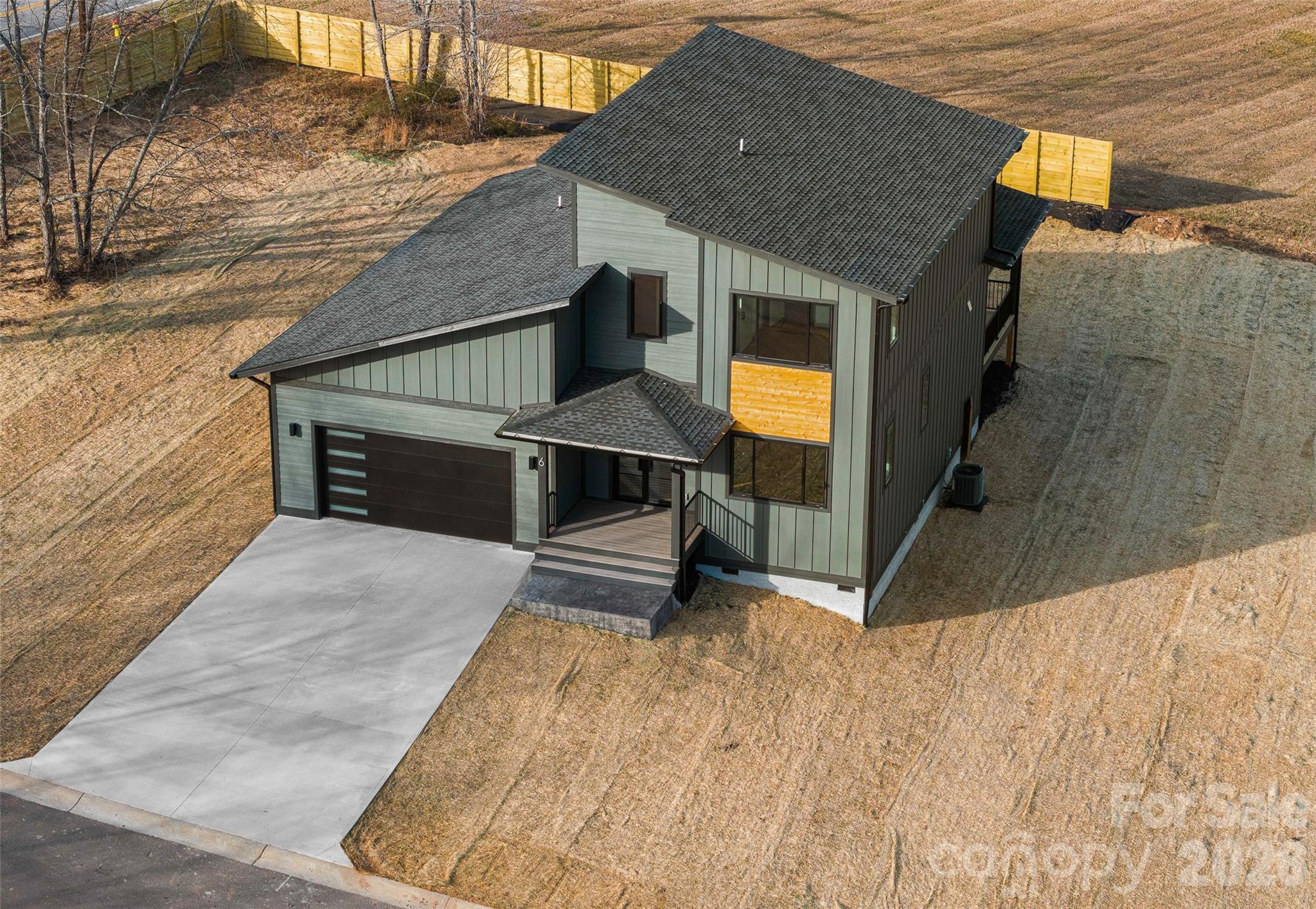 main property photo 5