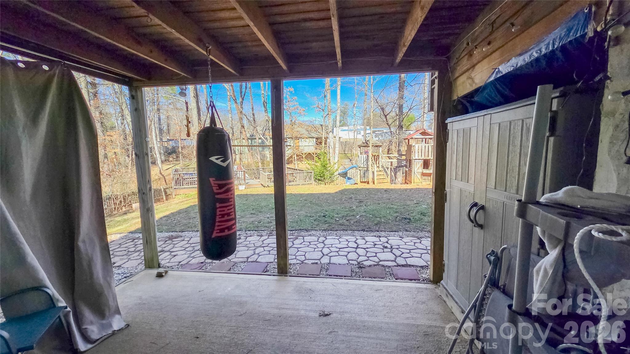 main property photo 44