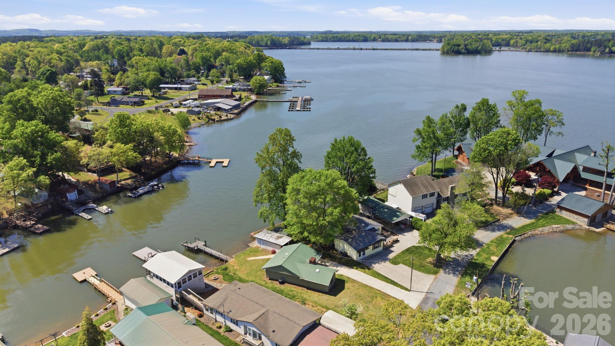 main property photo 30