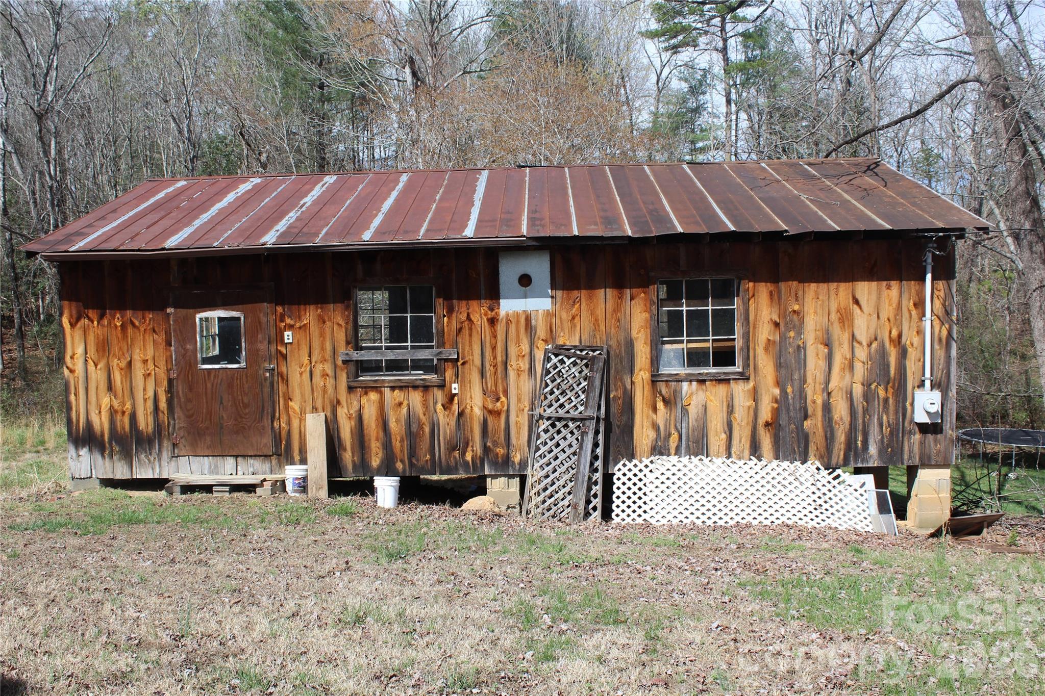 main property photo 18