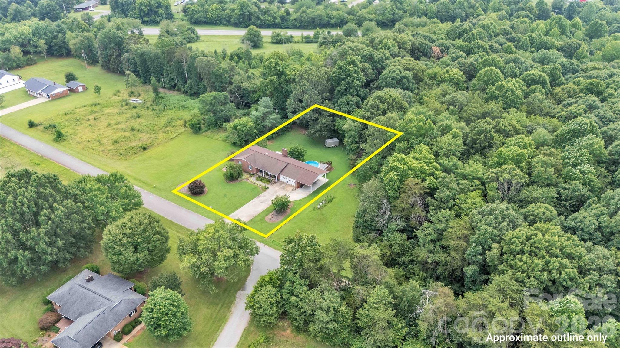 main property photo 40
