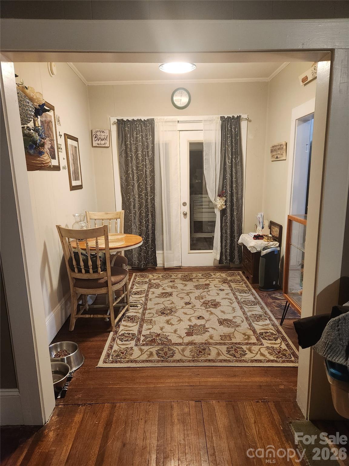 main property photo 7