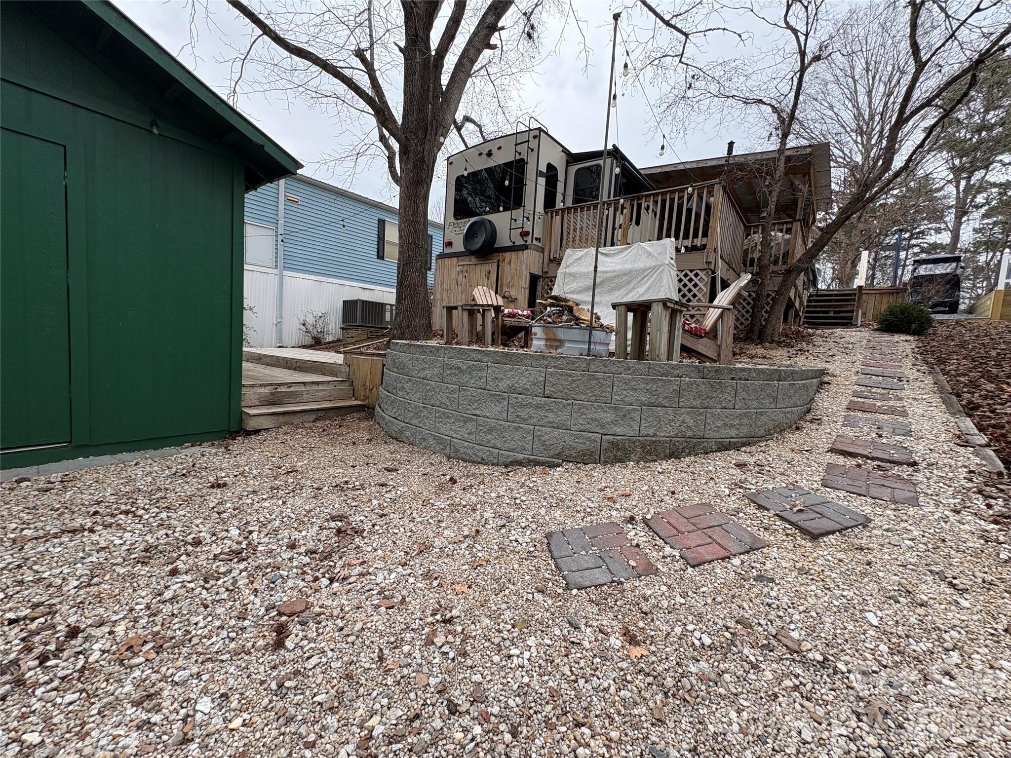 main property photo 17