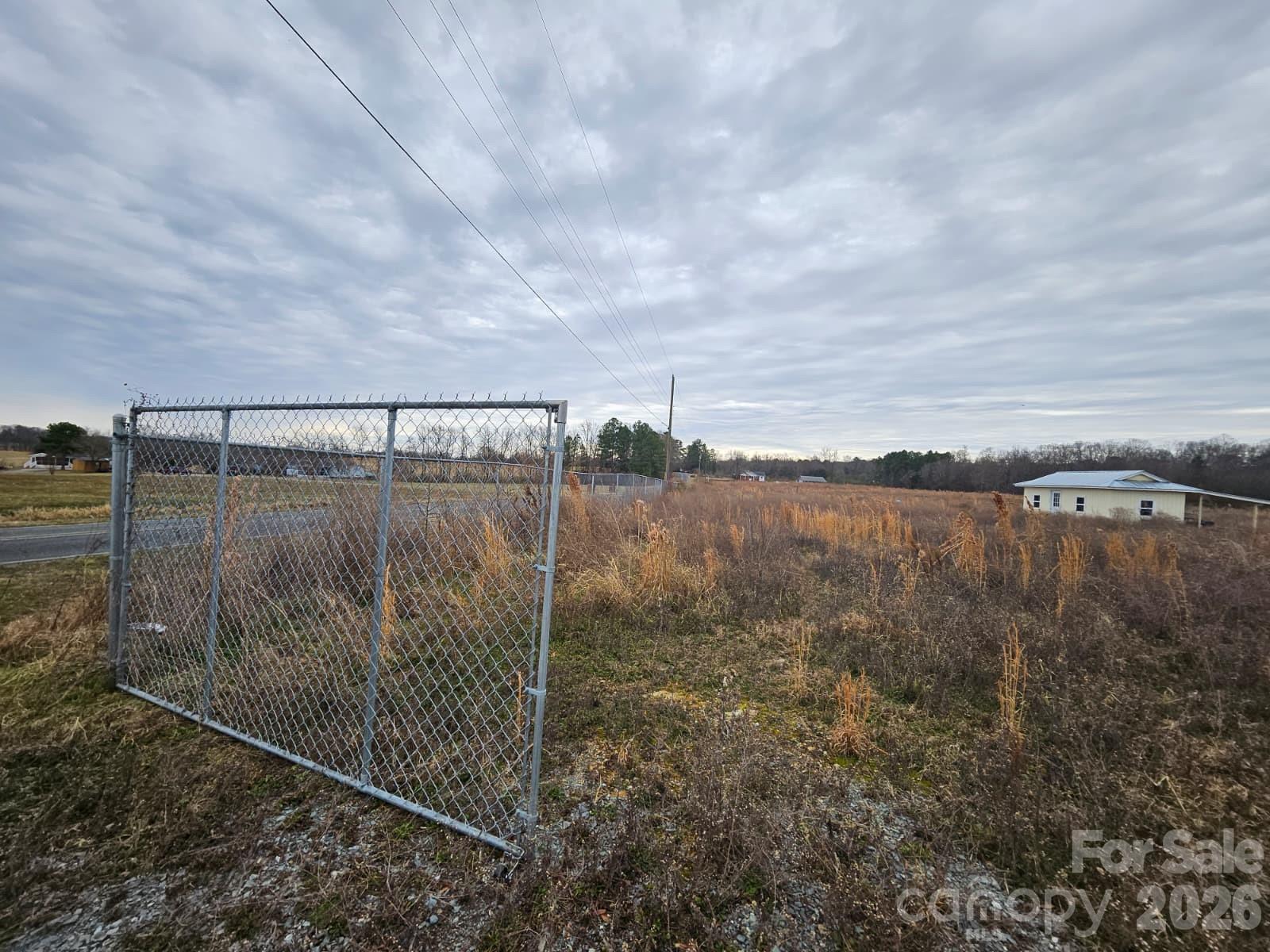 main property photo 8