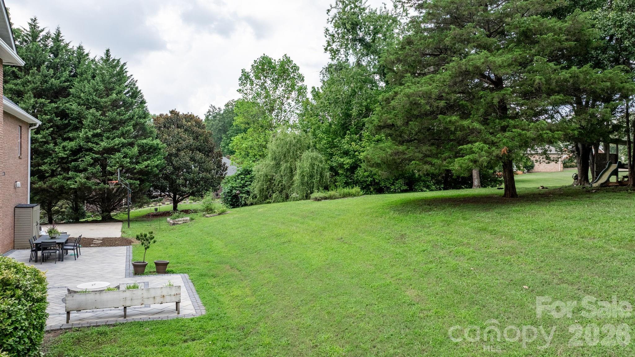 main property photo 43