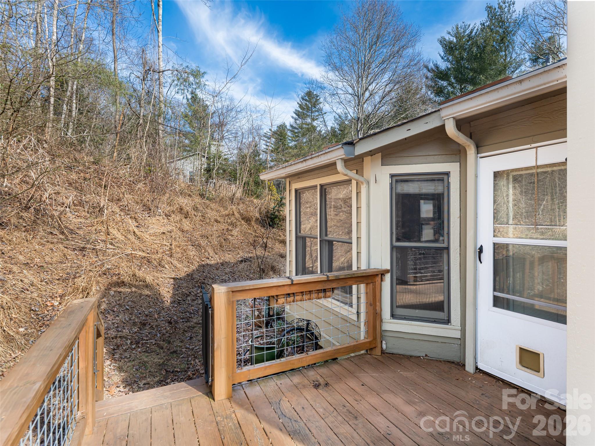 main property photo 27
