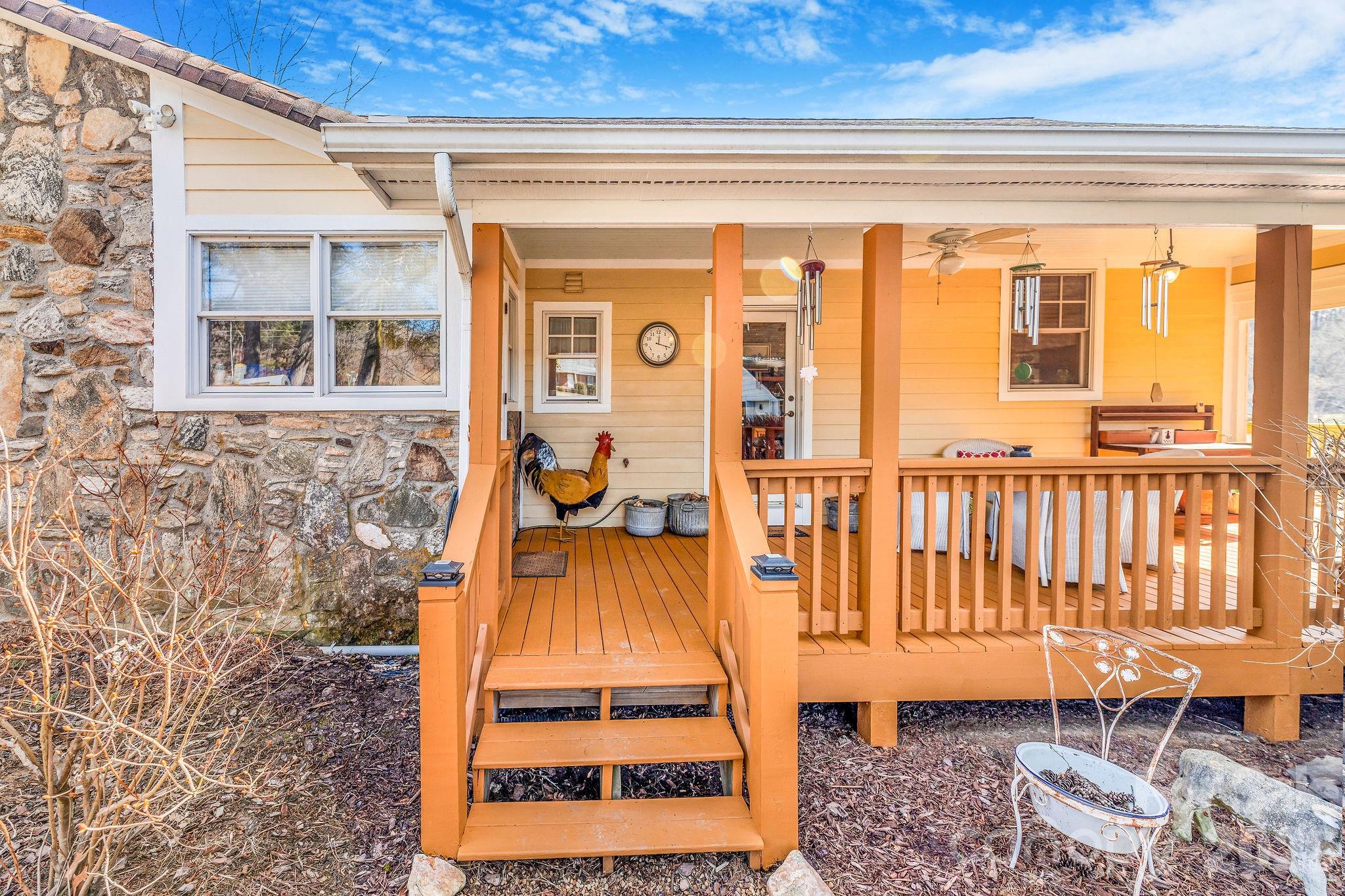 main property photo 10