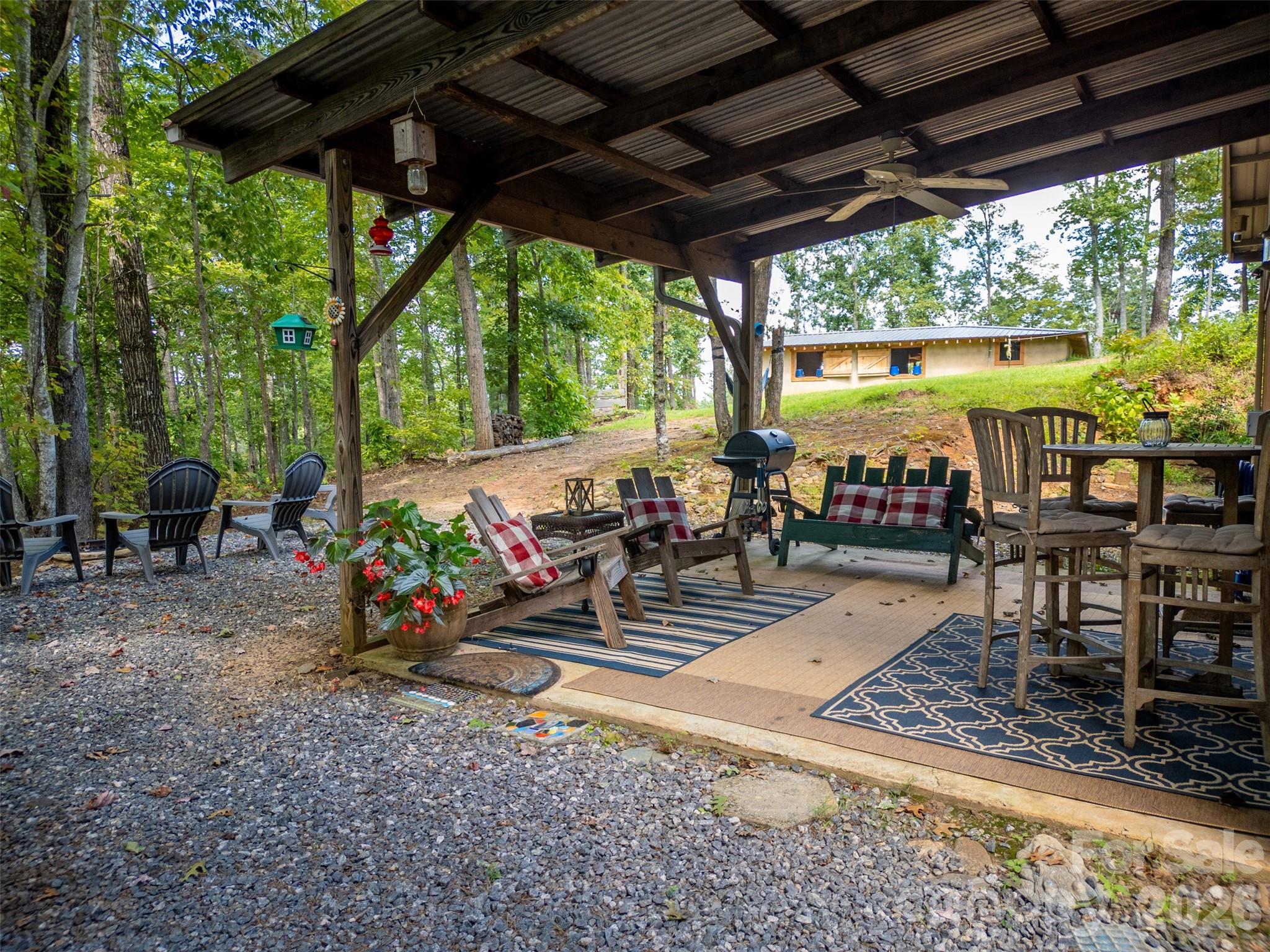 main property photo 34