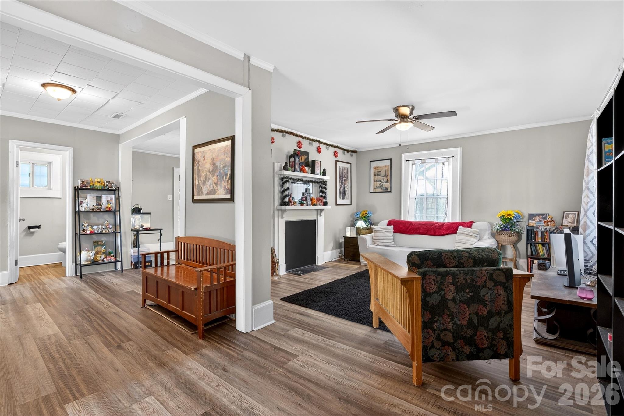 main property photo 5