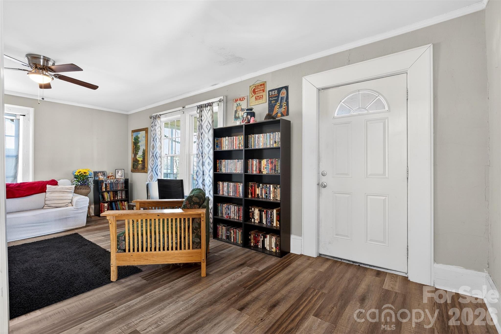 main property photo 6