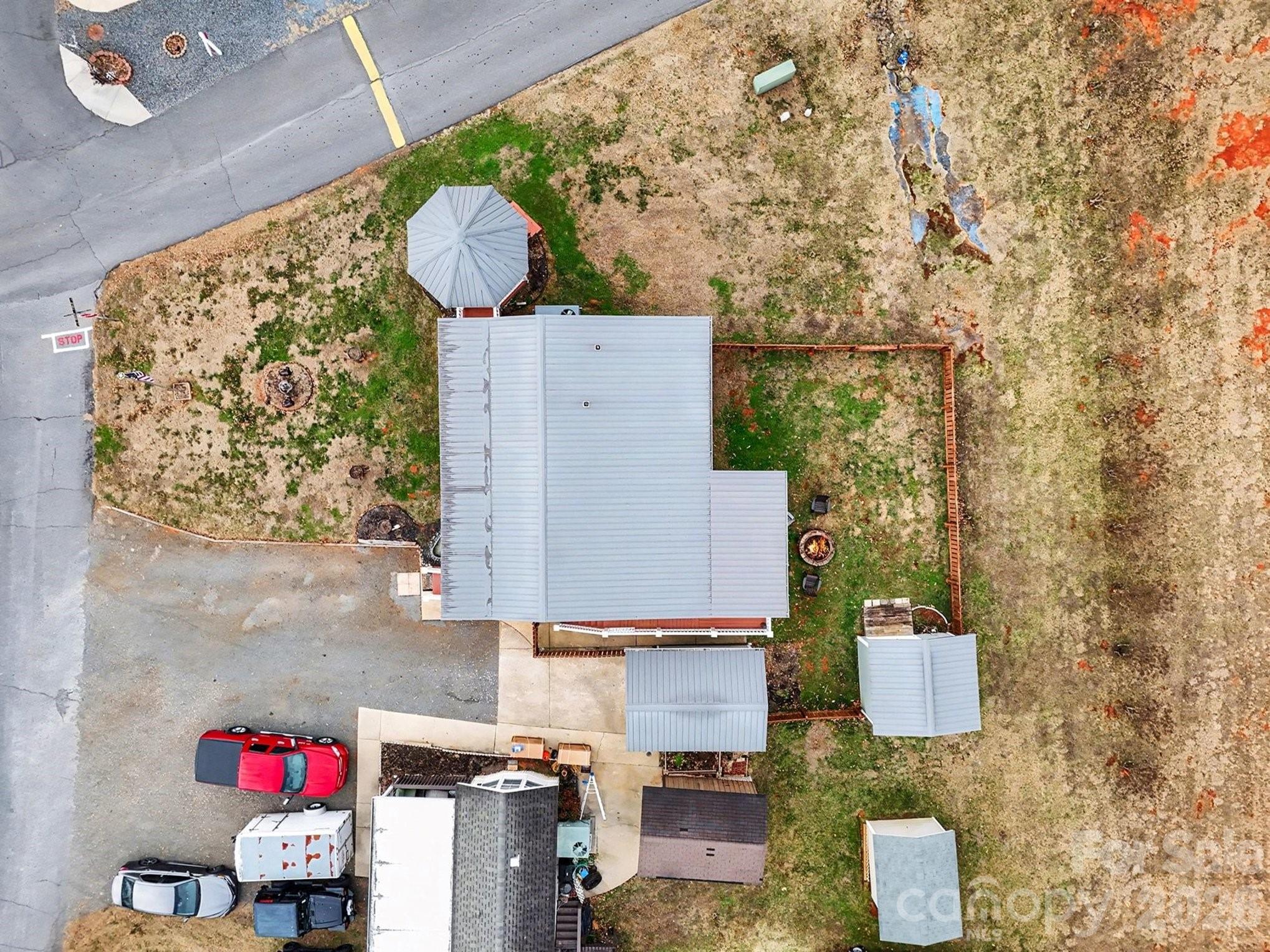 main property photo 29