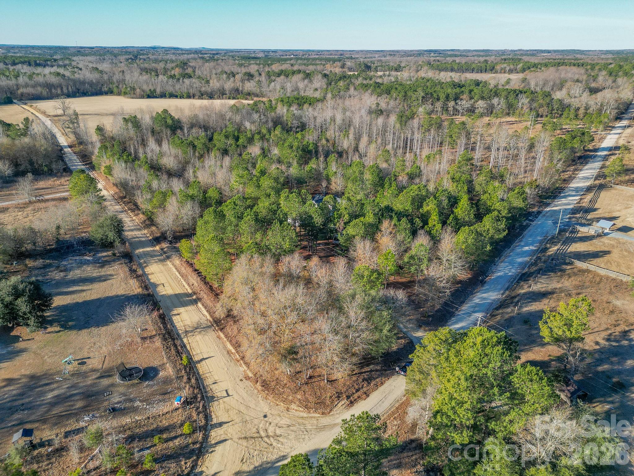 main property photo 43