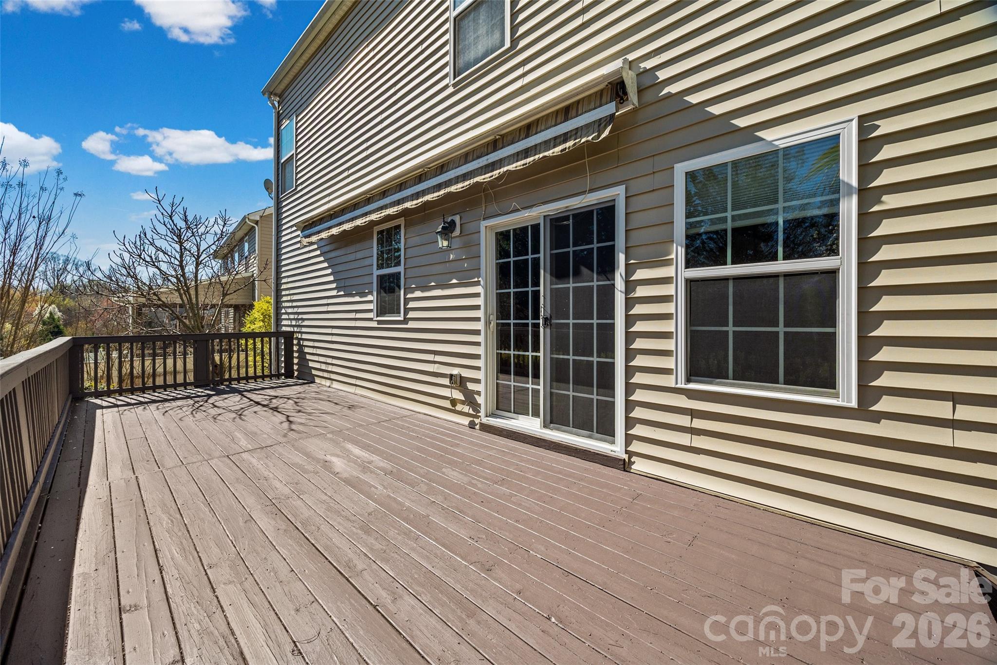 main property photo 37