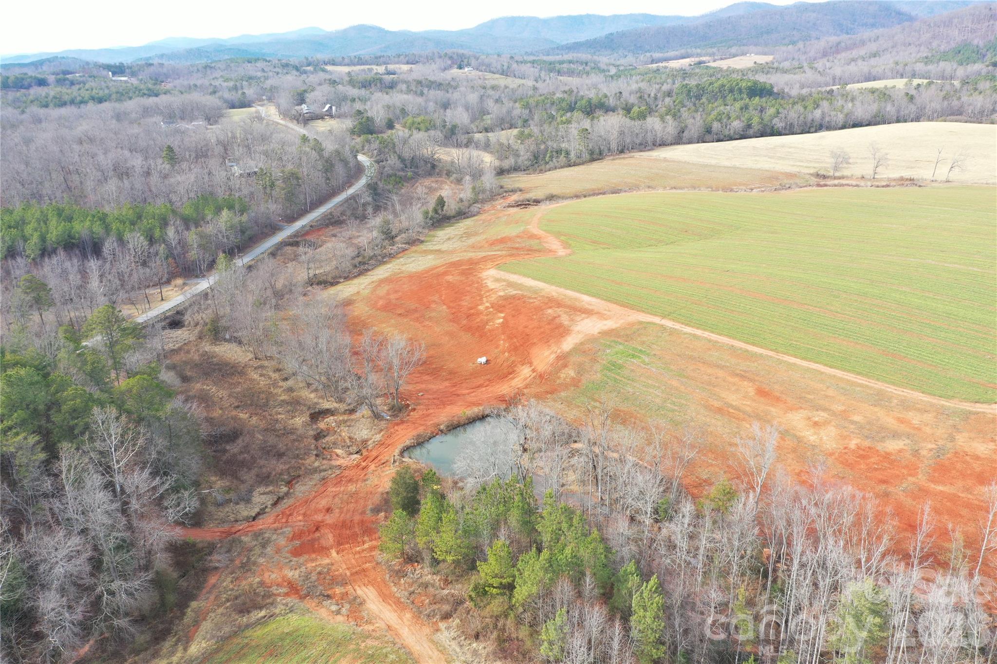 main property photo 9