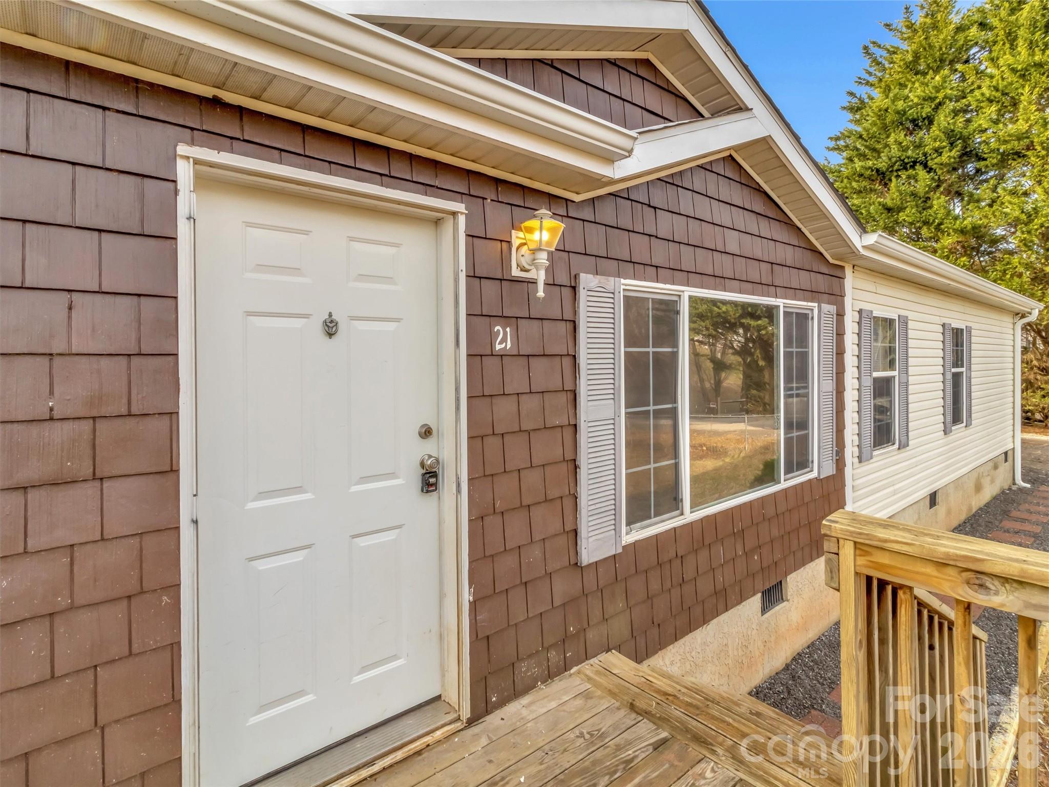 property viewer photo 1