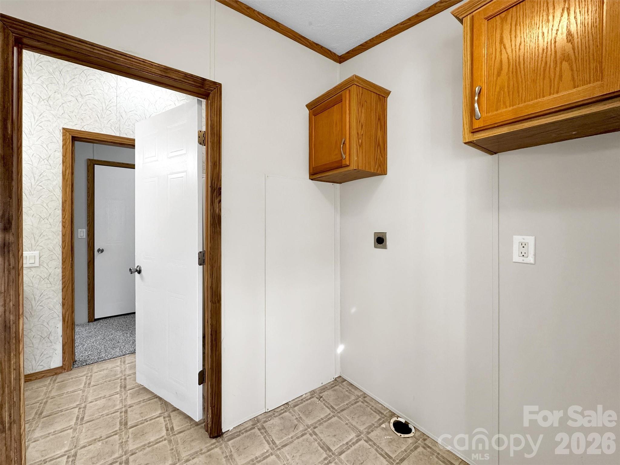 property viewer photo 12