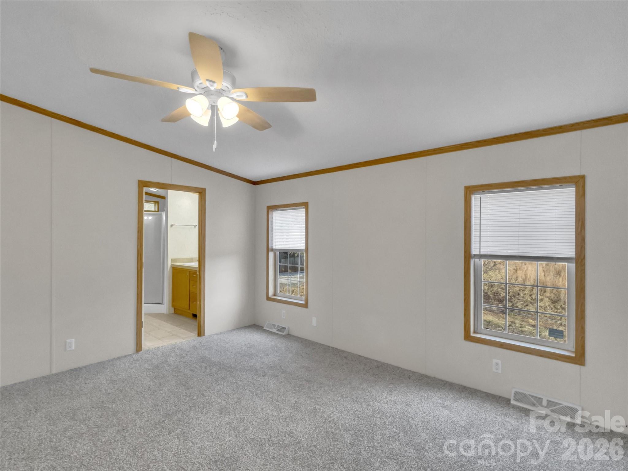 property viewer photo 15
