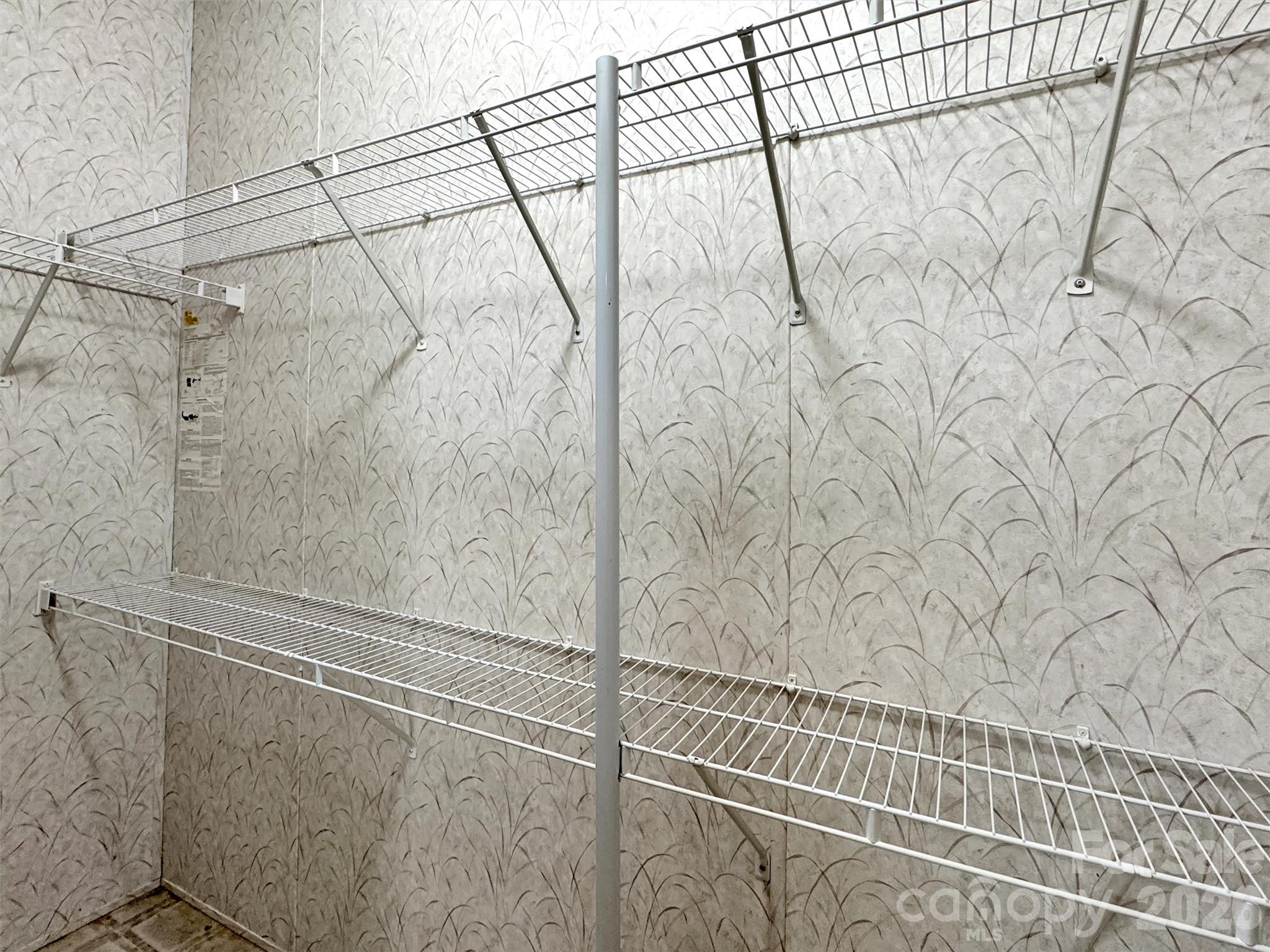property viewer photo 19