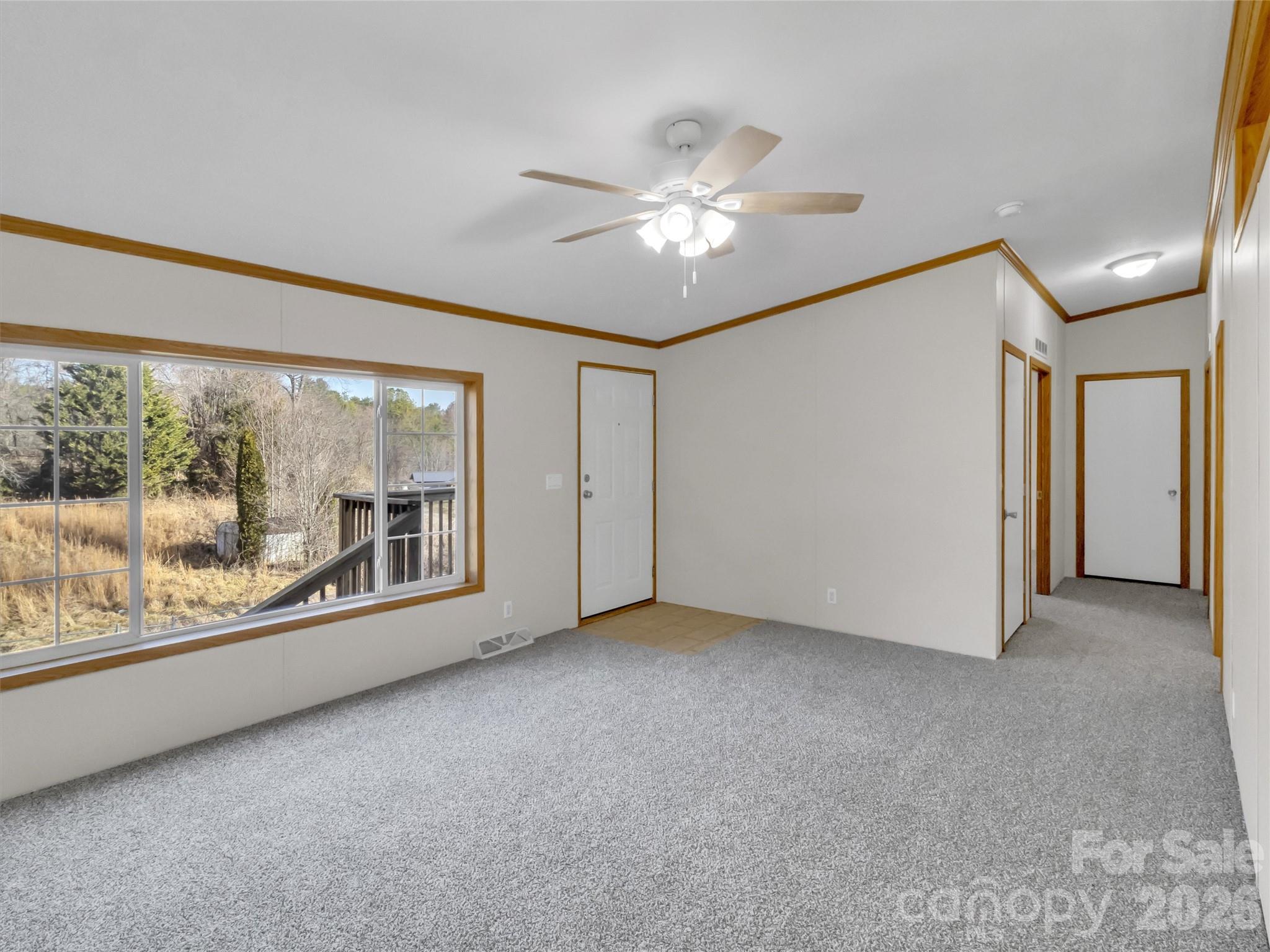 property viewer photo 3