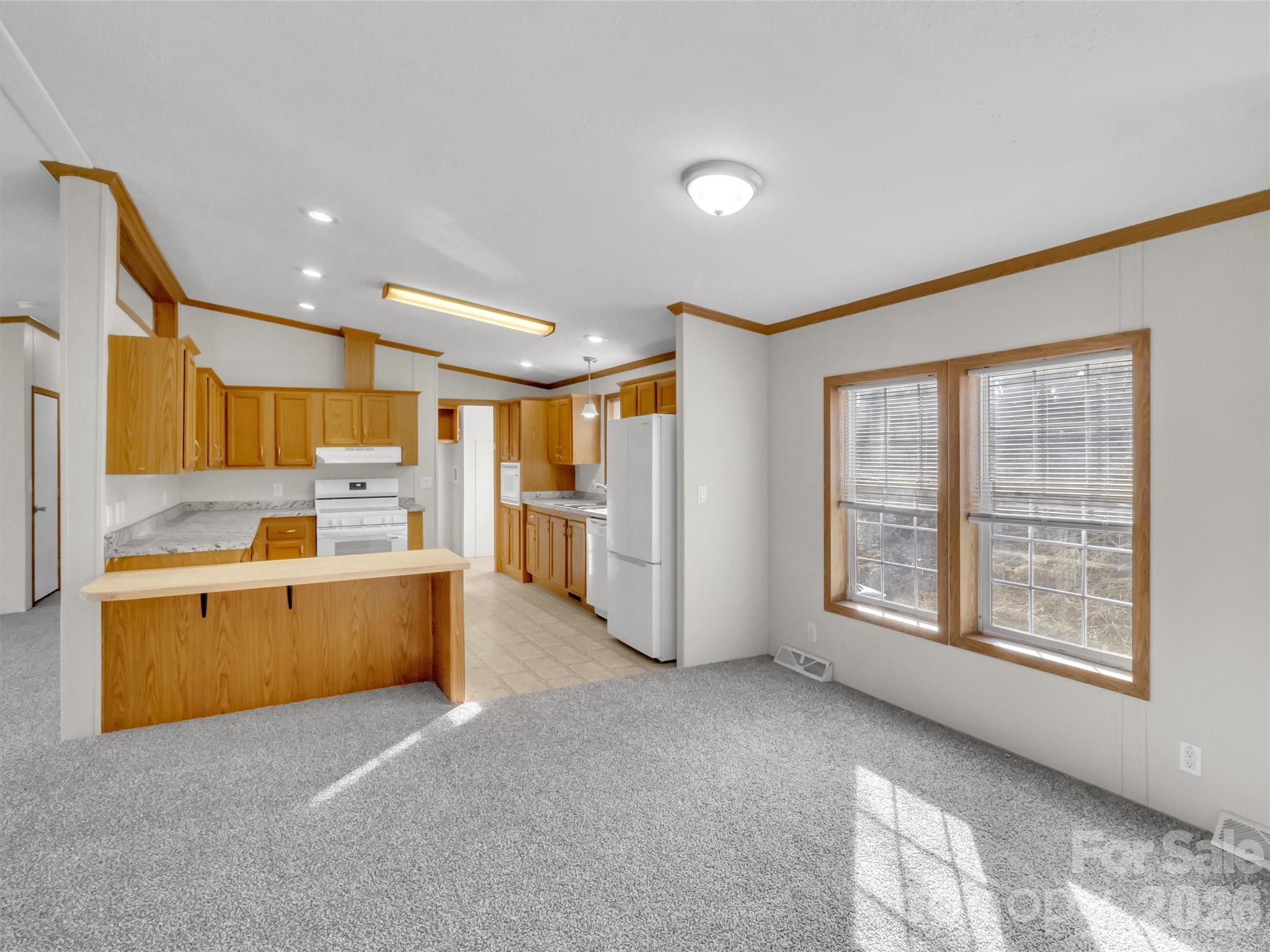 property viewer photo 8